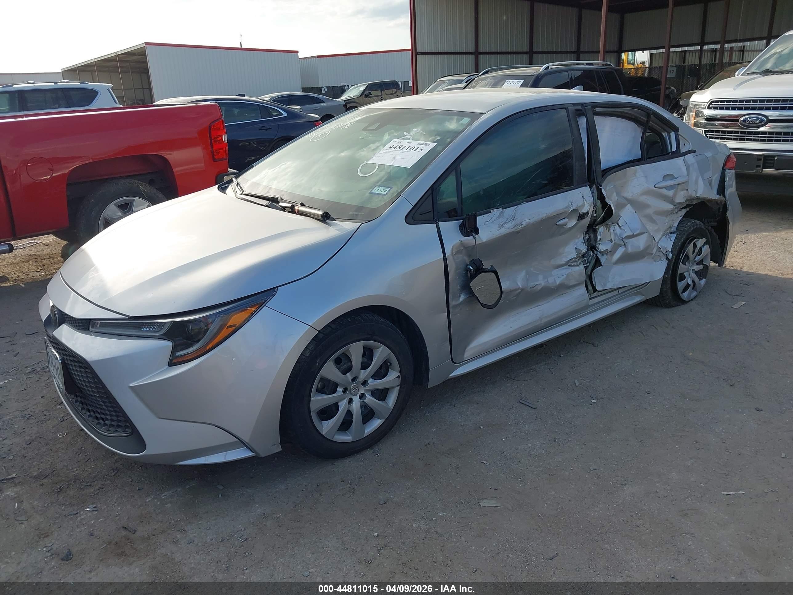 TOYOTA COROLLA image 2