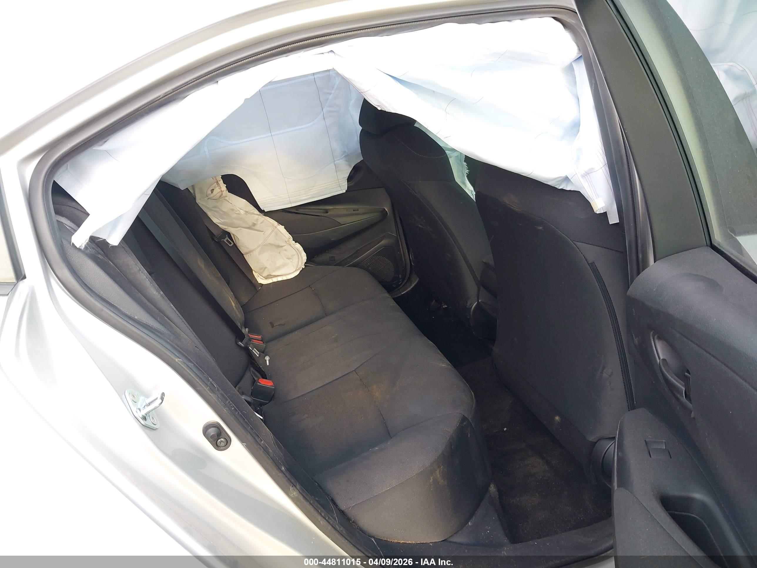 TOYOTA COROLLA image 8