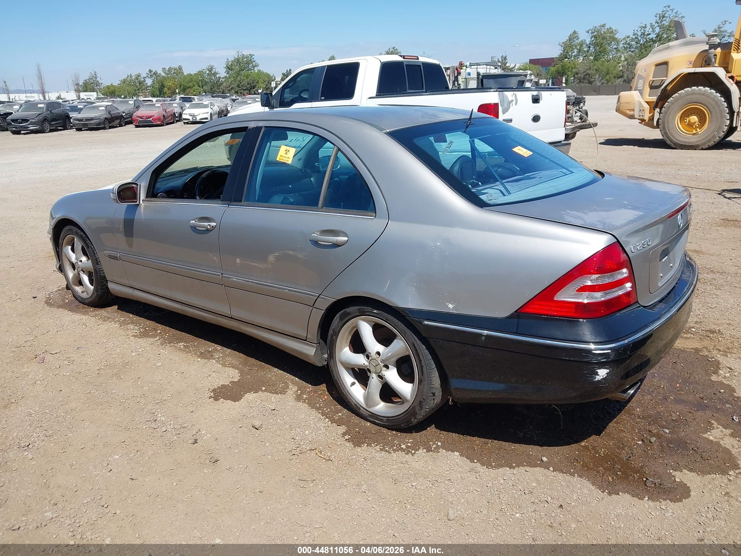 MERCEDES-BENZ C image 3