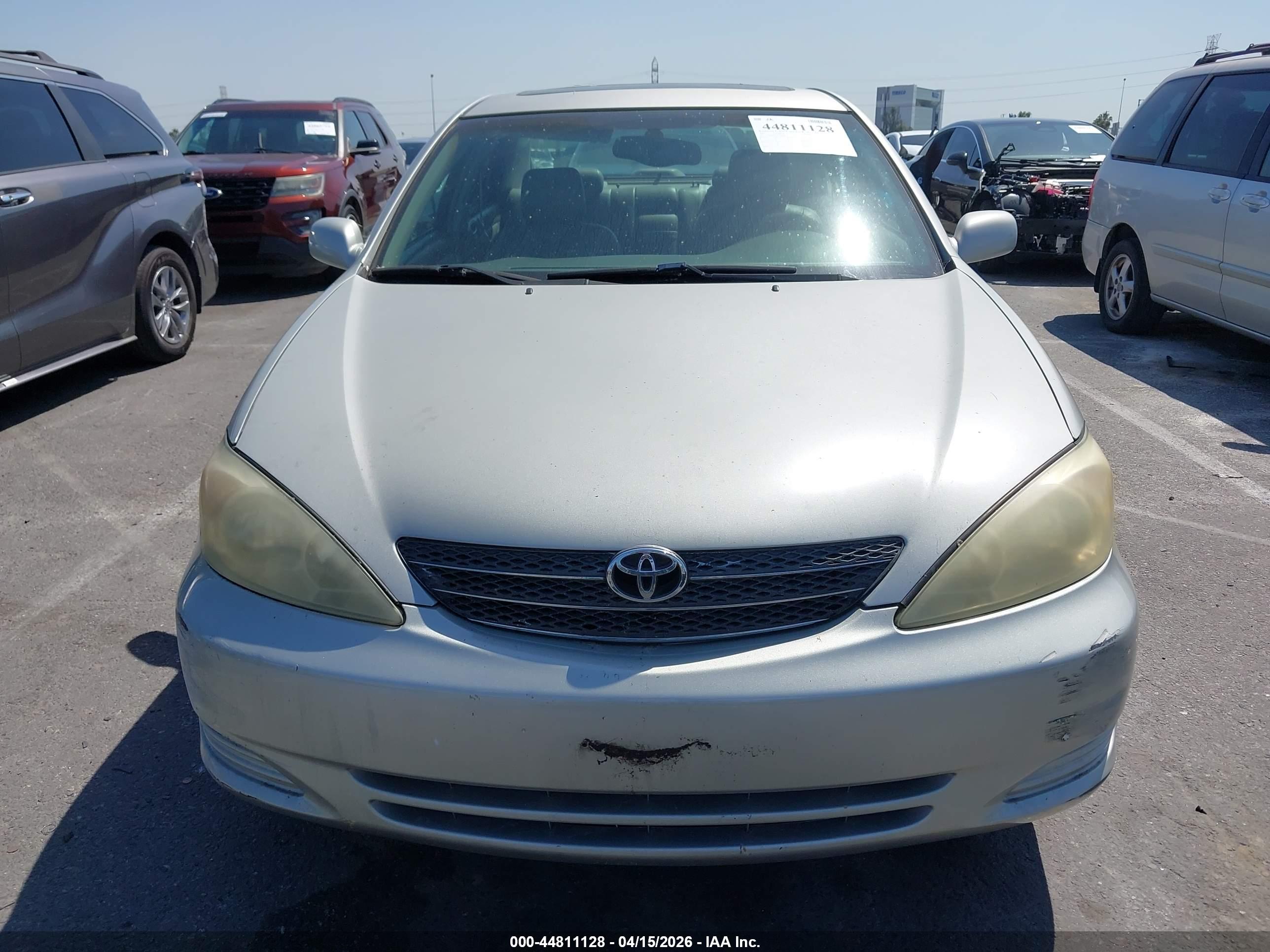 TOYOTA CAMRY image 6