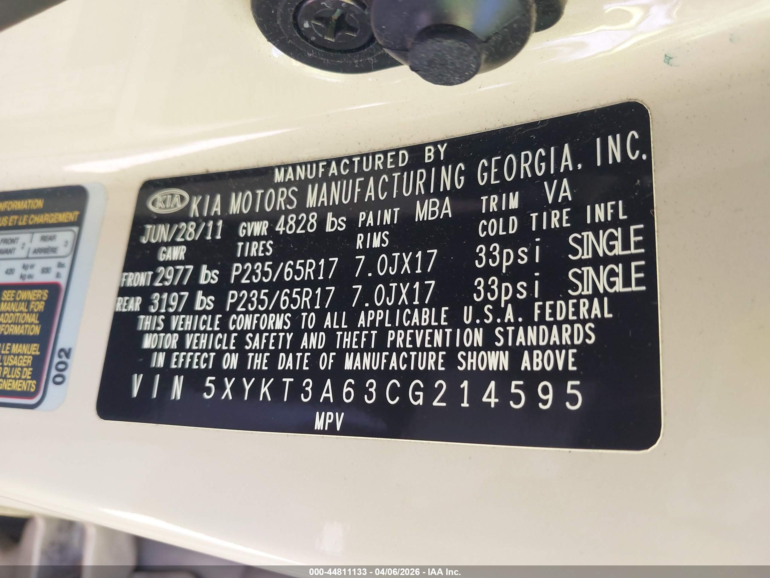 KIA SORENTO image 9