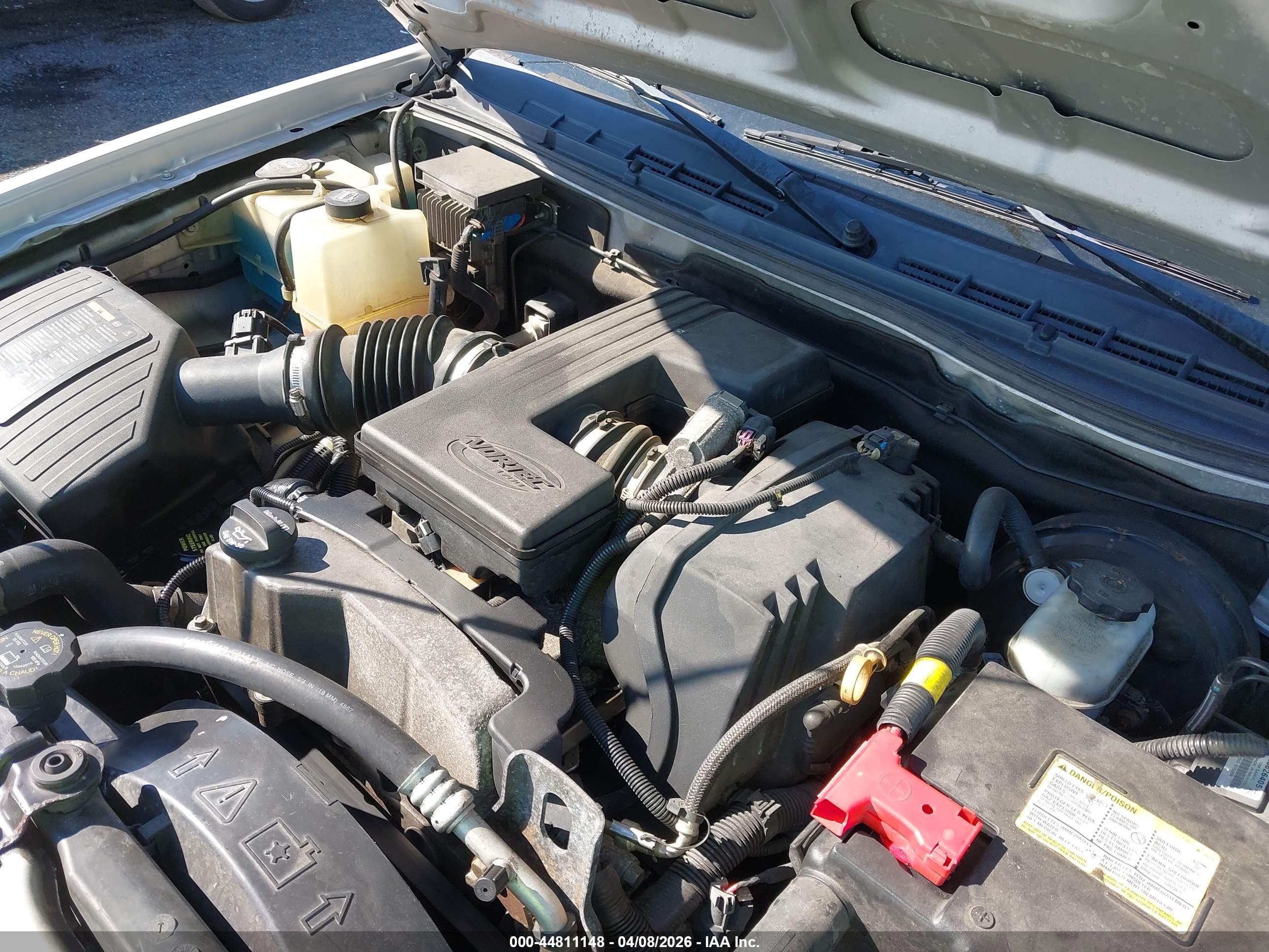 CHEVROLET COLORADO image 10