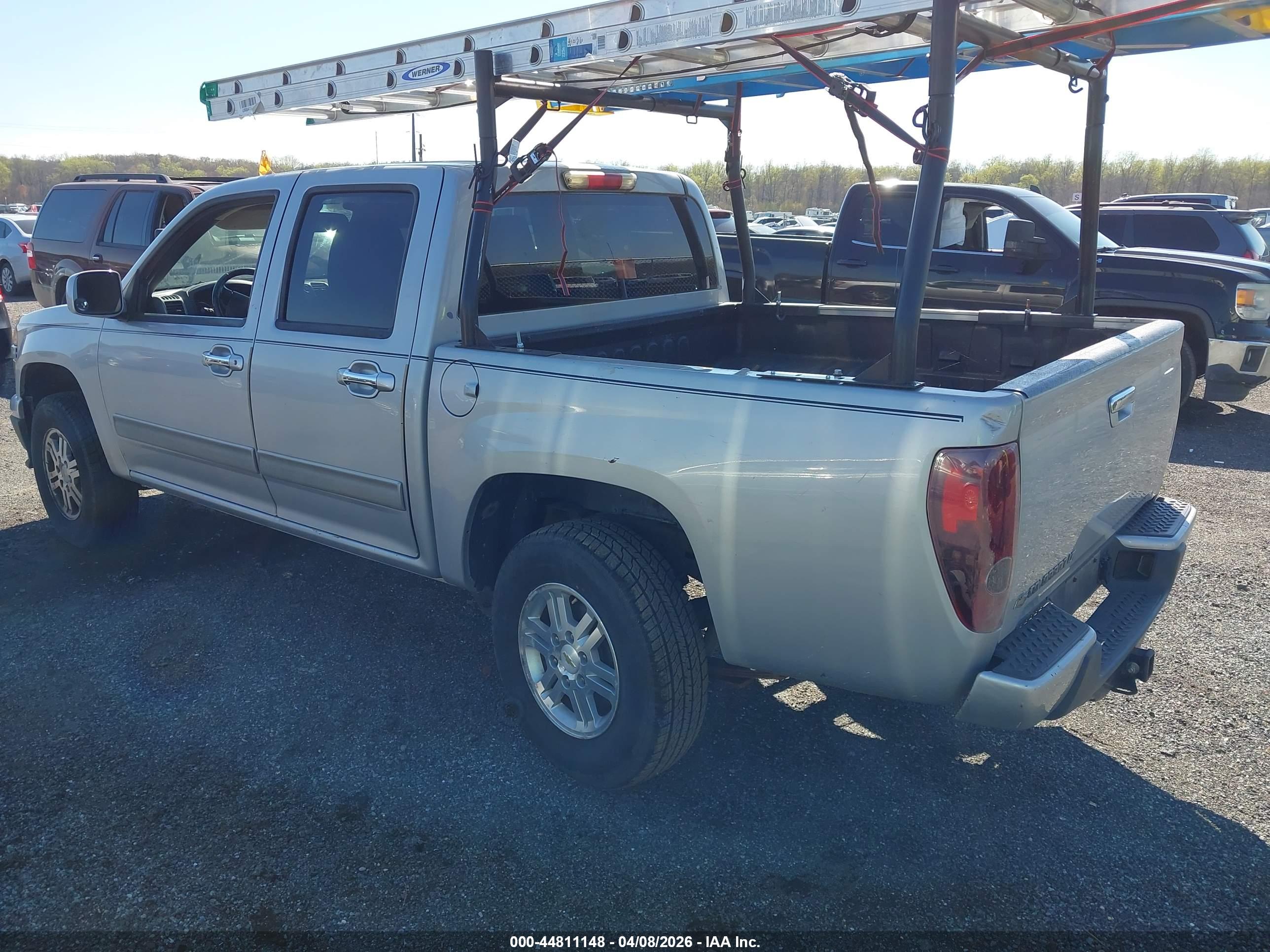 CHEVROLET COLORADO image 3