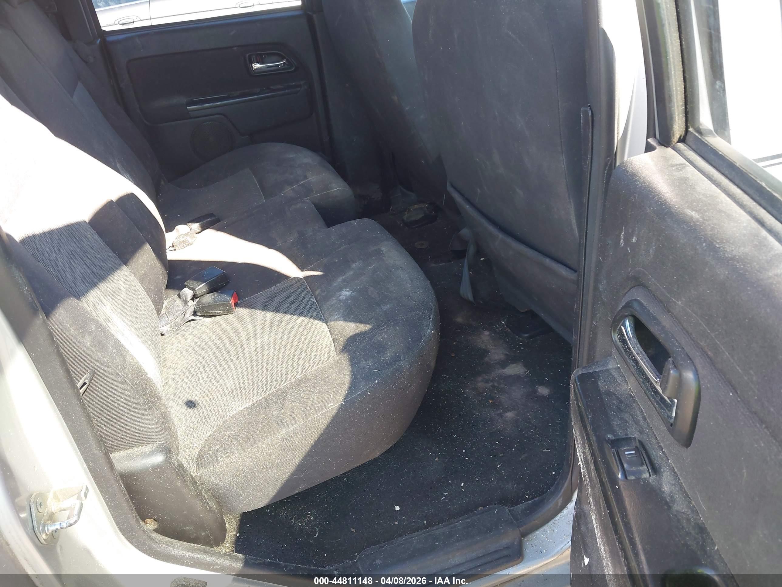 CHEVROLET COLORADO image 8