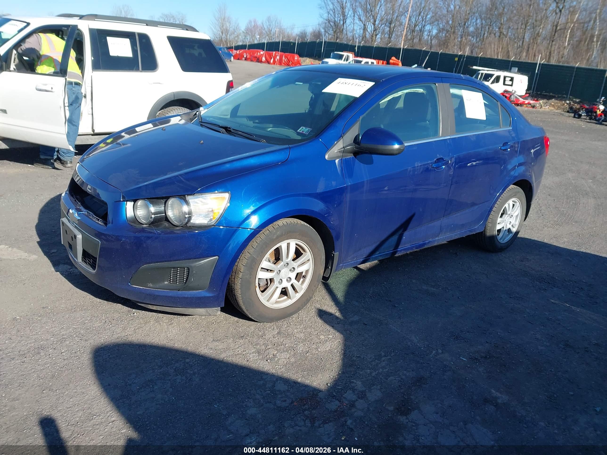 CHEVROLET SONIC image 2