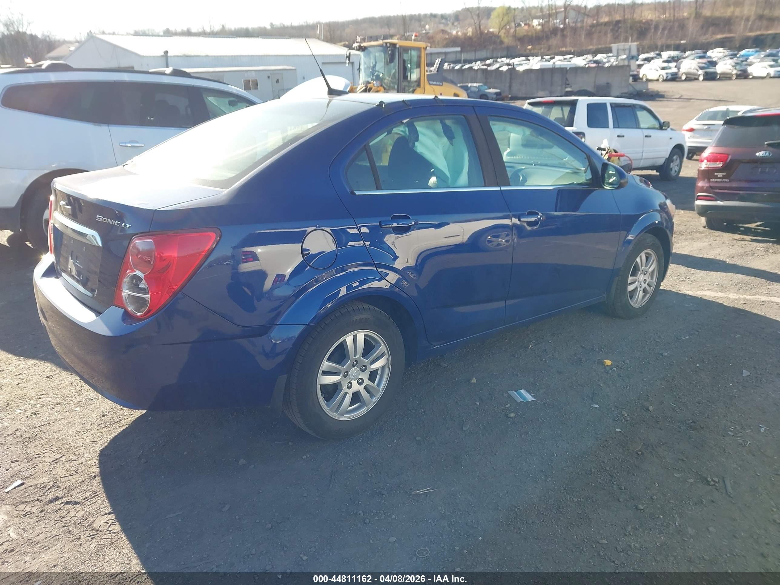 CHEVROLET SONIC image 4