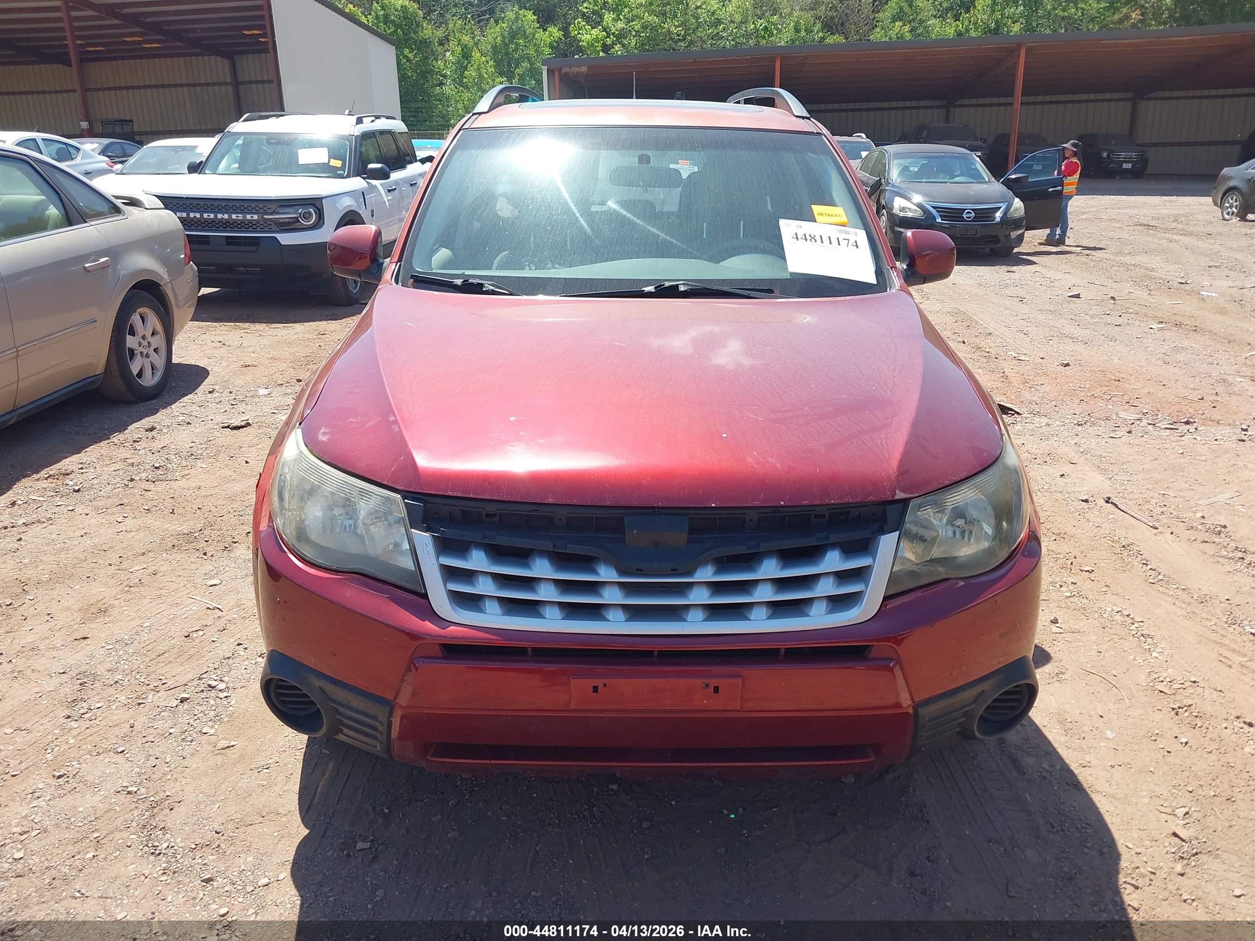 SUBARU FORESTER image 6
