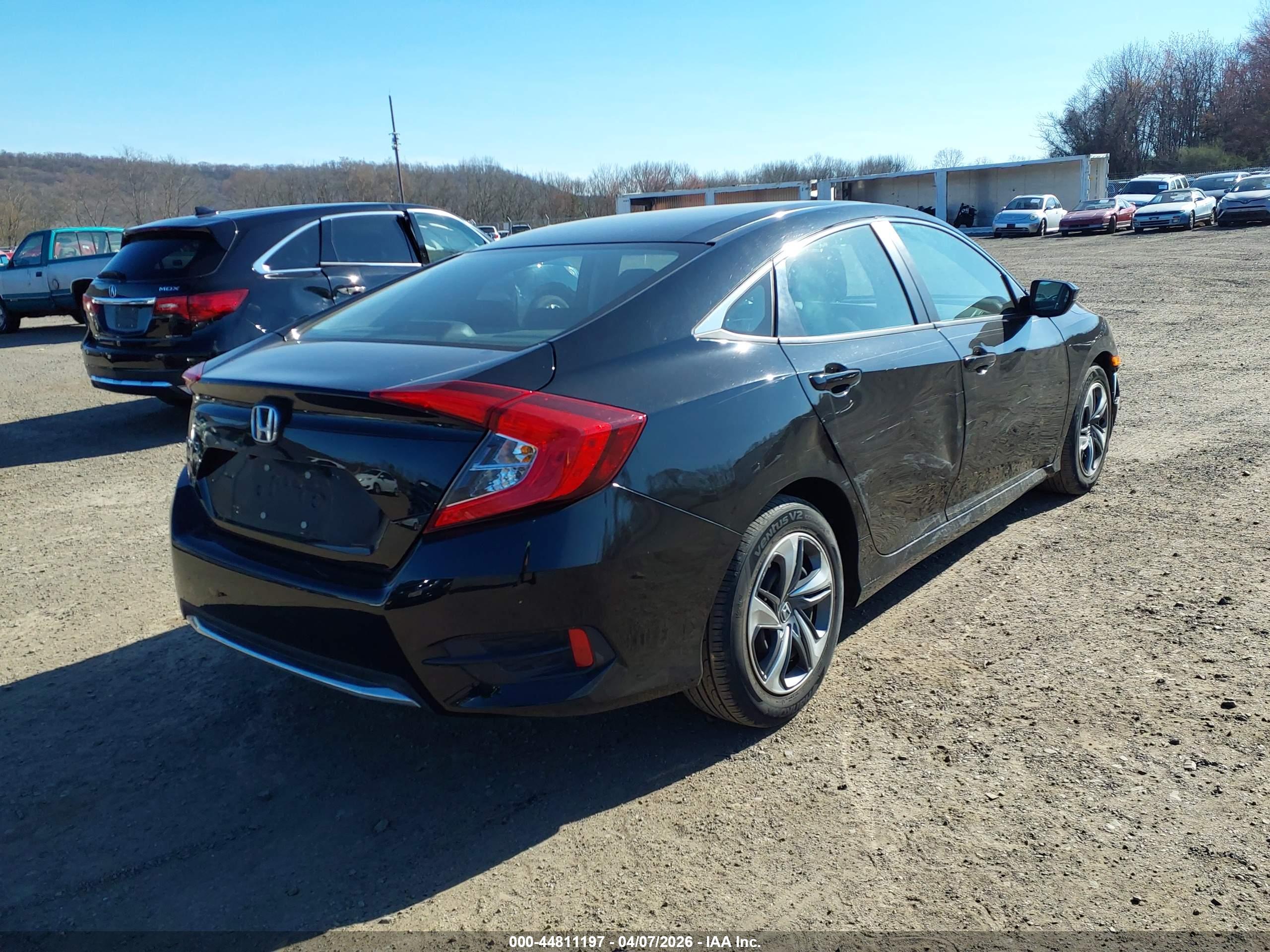 HONDA CIVIC image 4