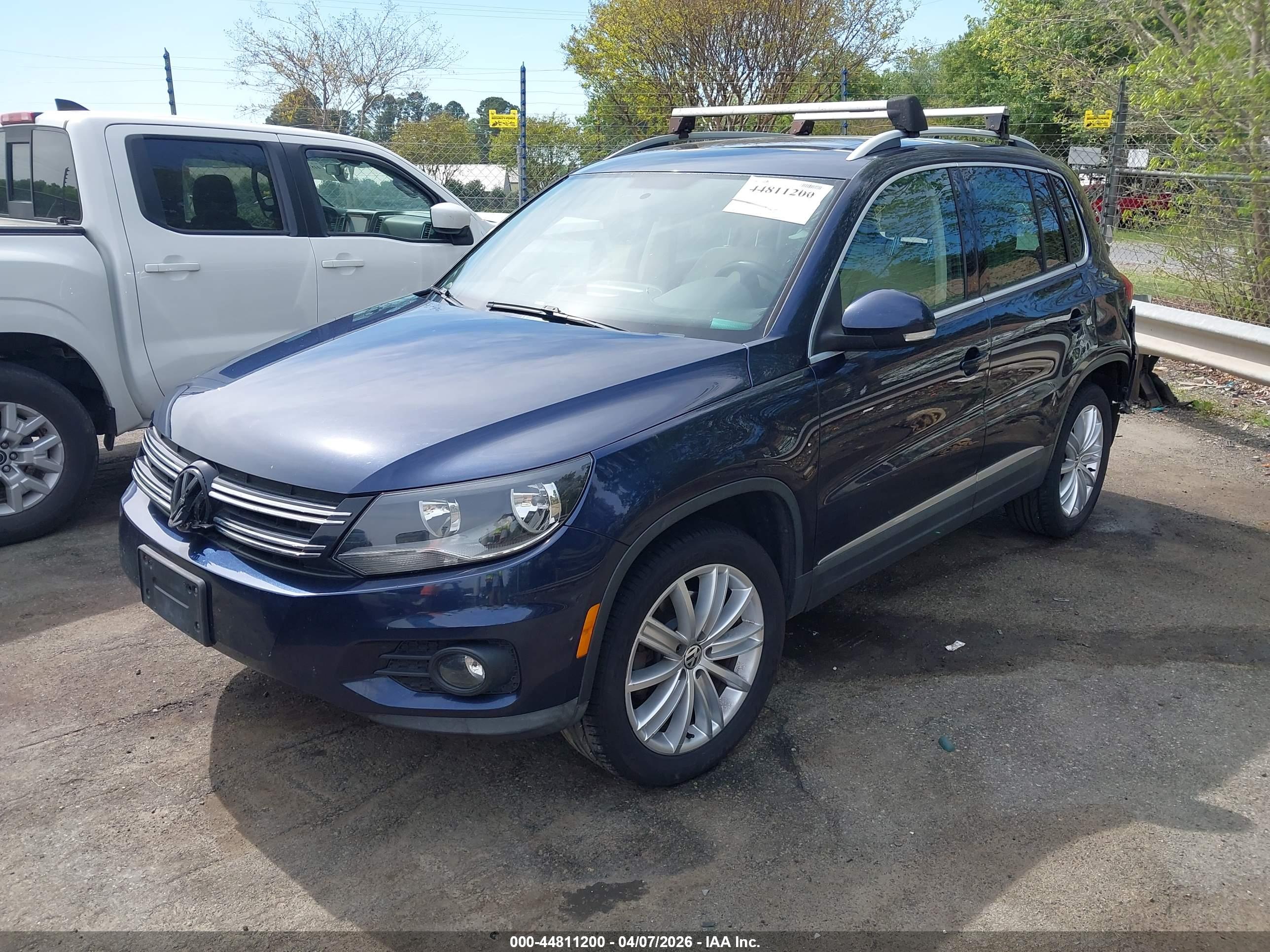VOLKSWAGEN TIGUAN image 2