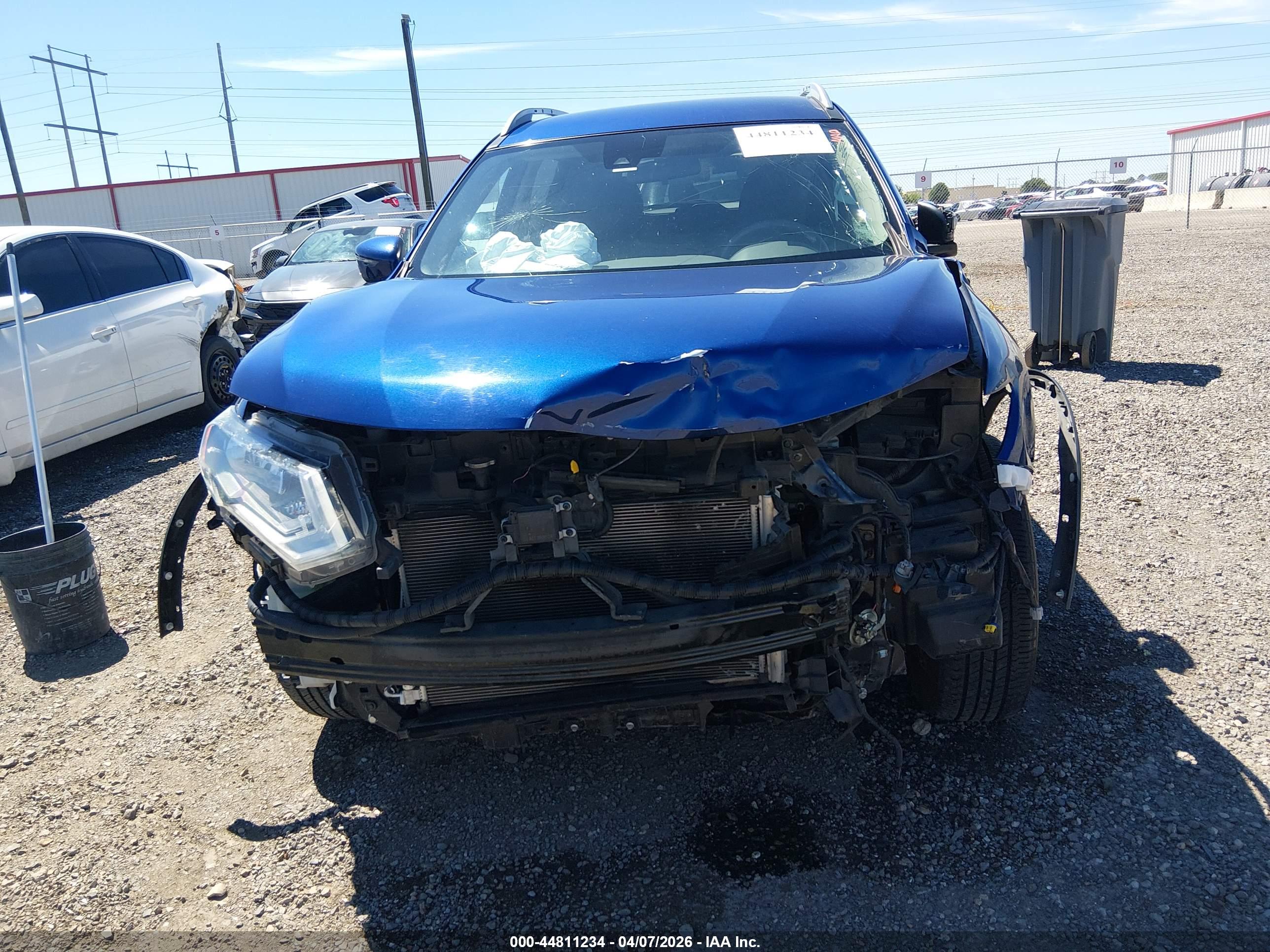 NISSAN ROGUE image 6