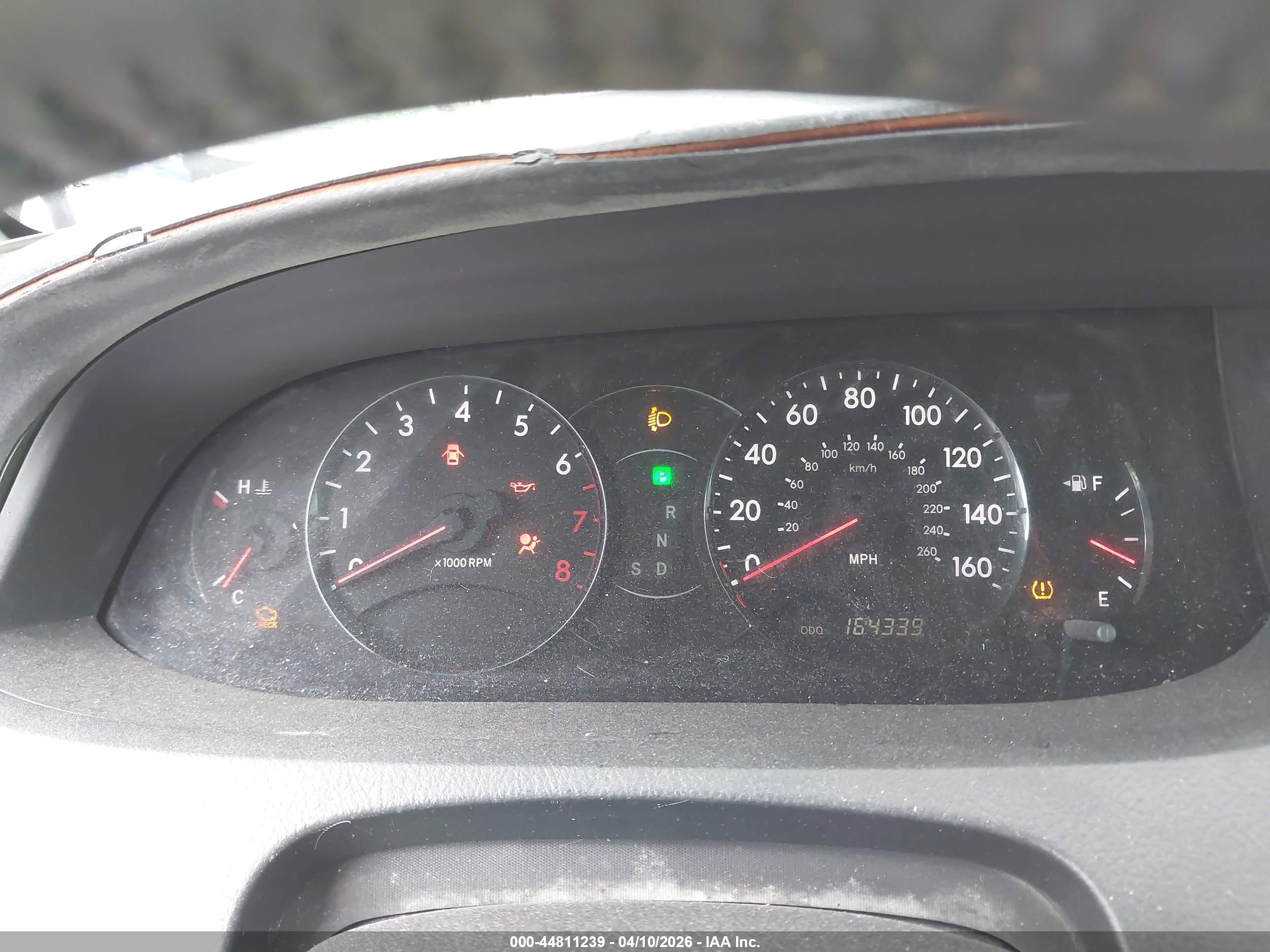 TOYOTA AVALON image 7