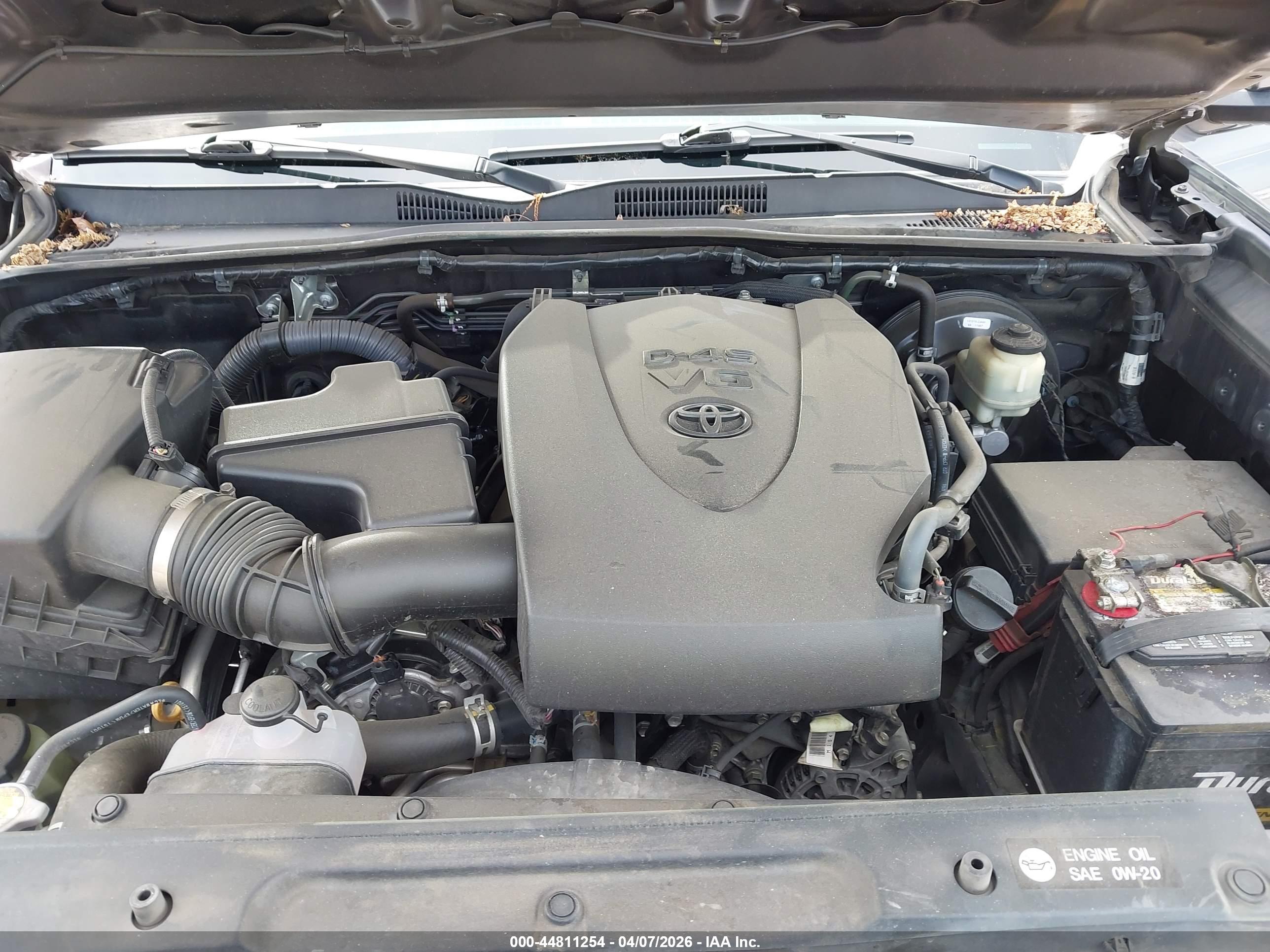 TOYOTA TACOMA image 10