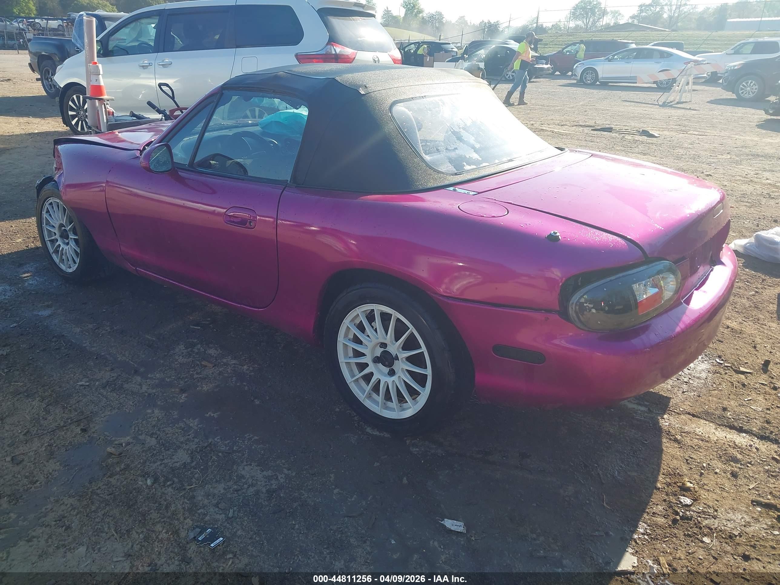MAZDA MX-5 image 3