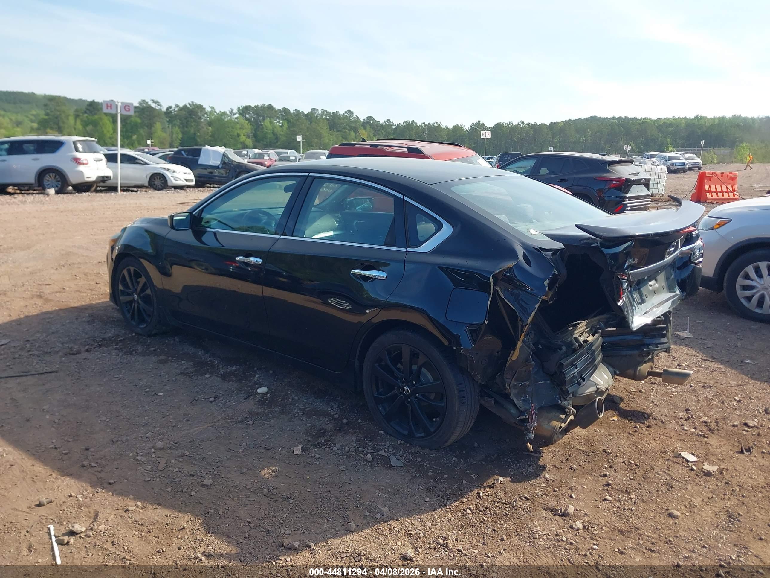 NISSAN ALTIMA image 3