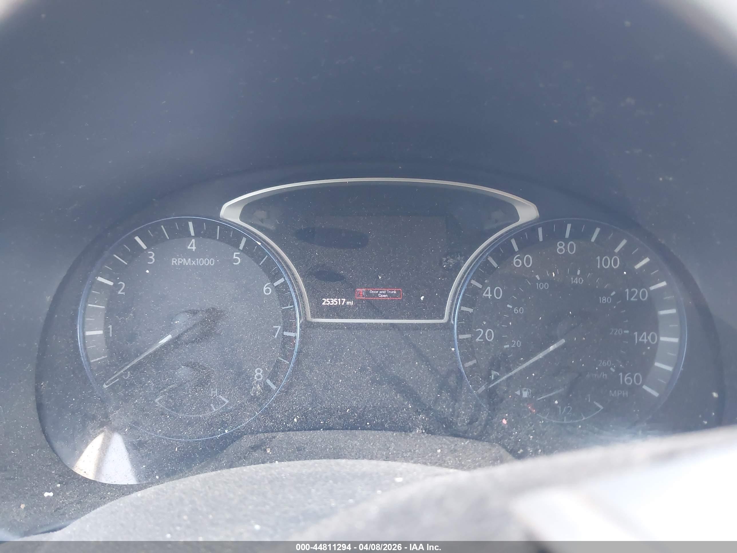 NISSAN ALTIMA image 7