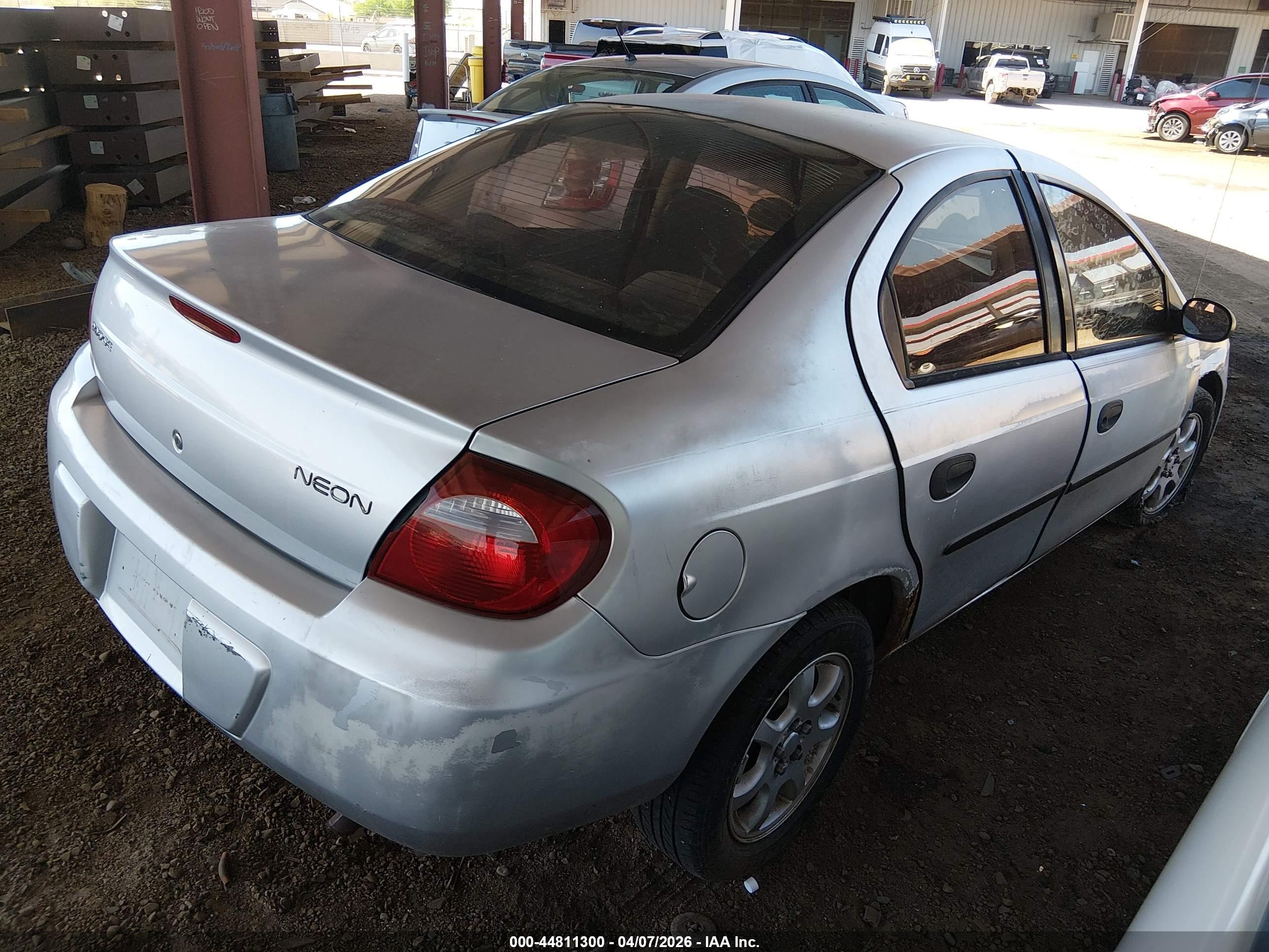 DODGE NEON image 4