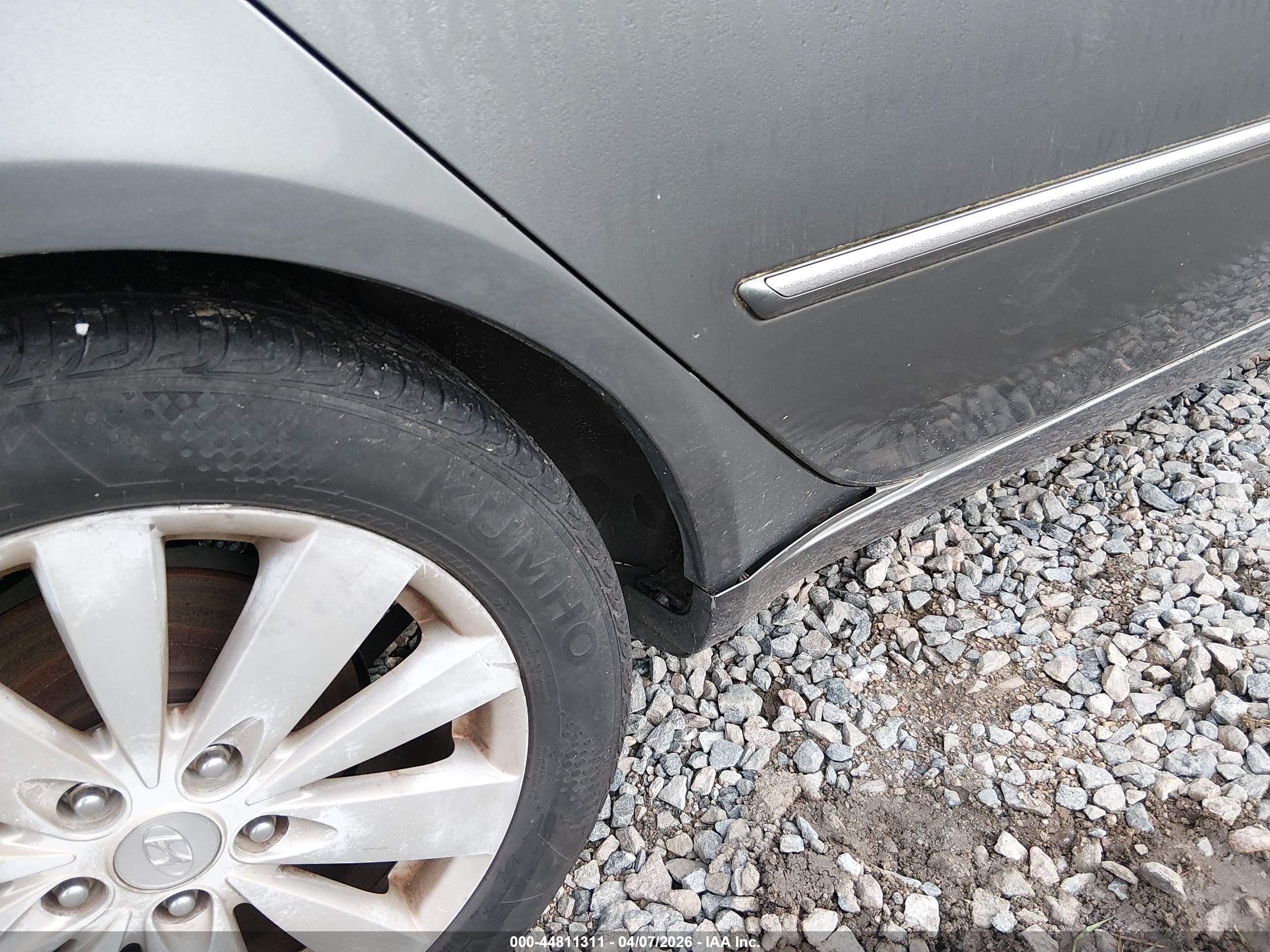 HYUNDAI SONATA image 6