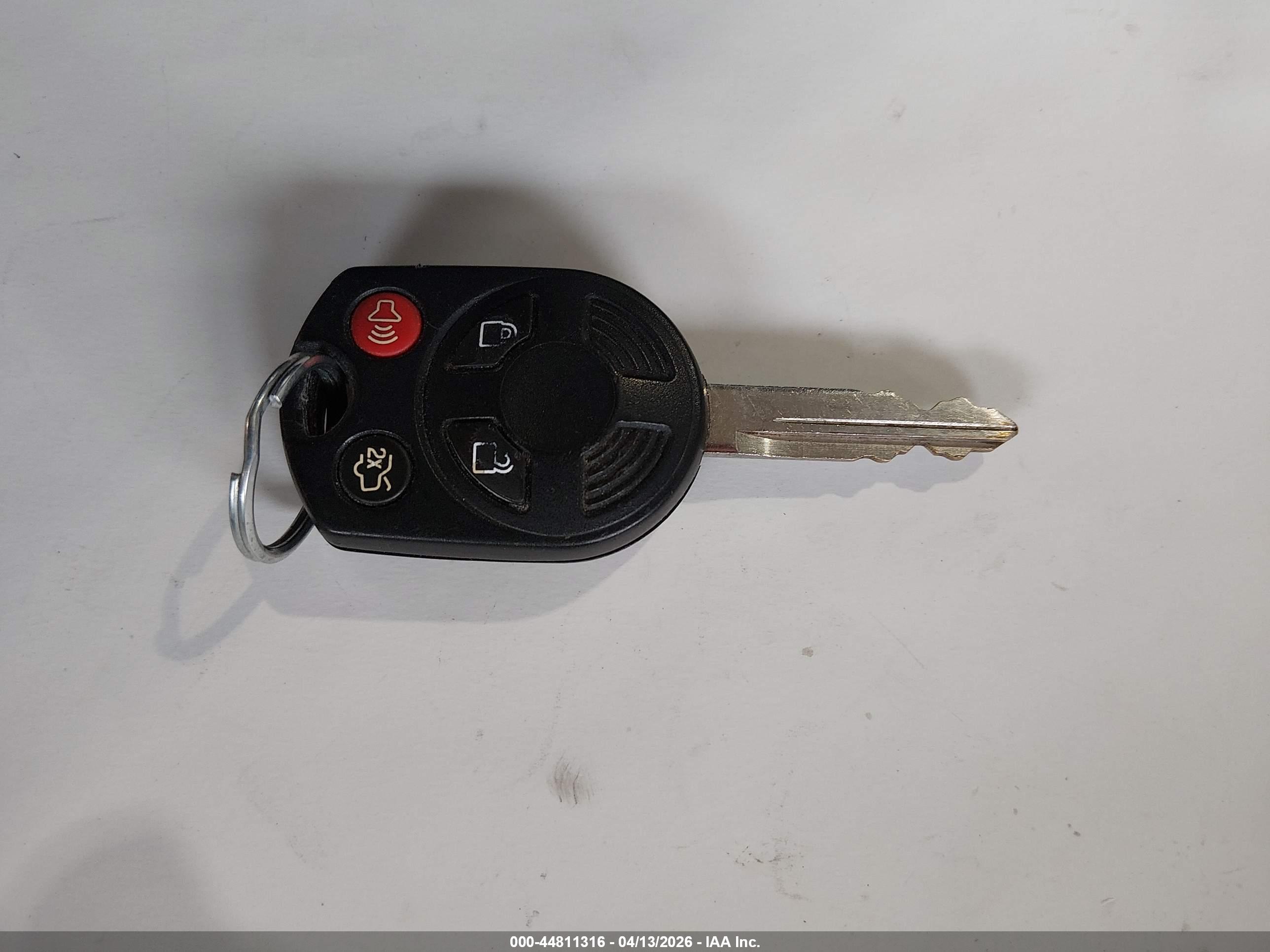 FORD FUSION image 11