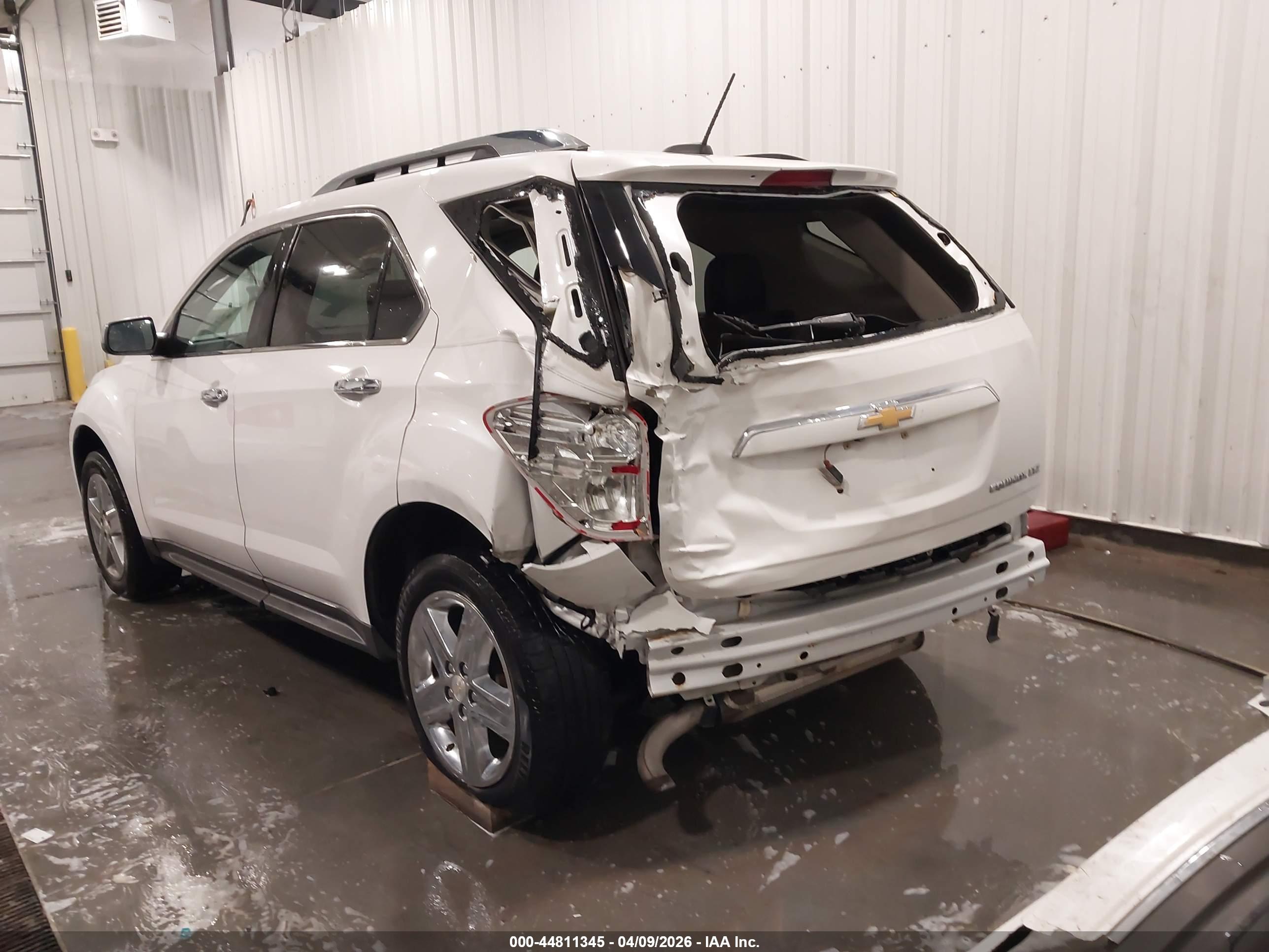 CHEVROLET EQUINOX image 6