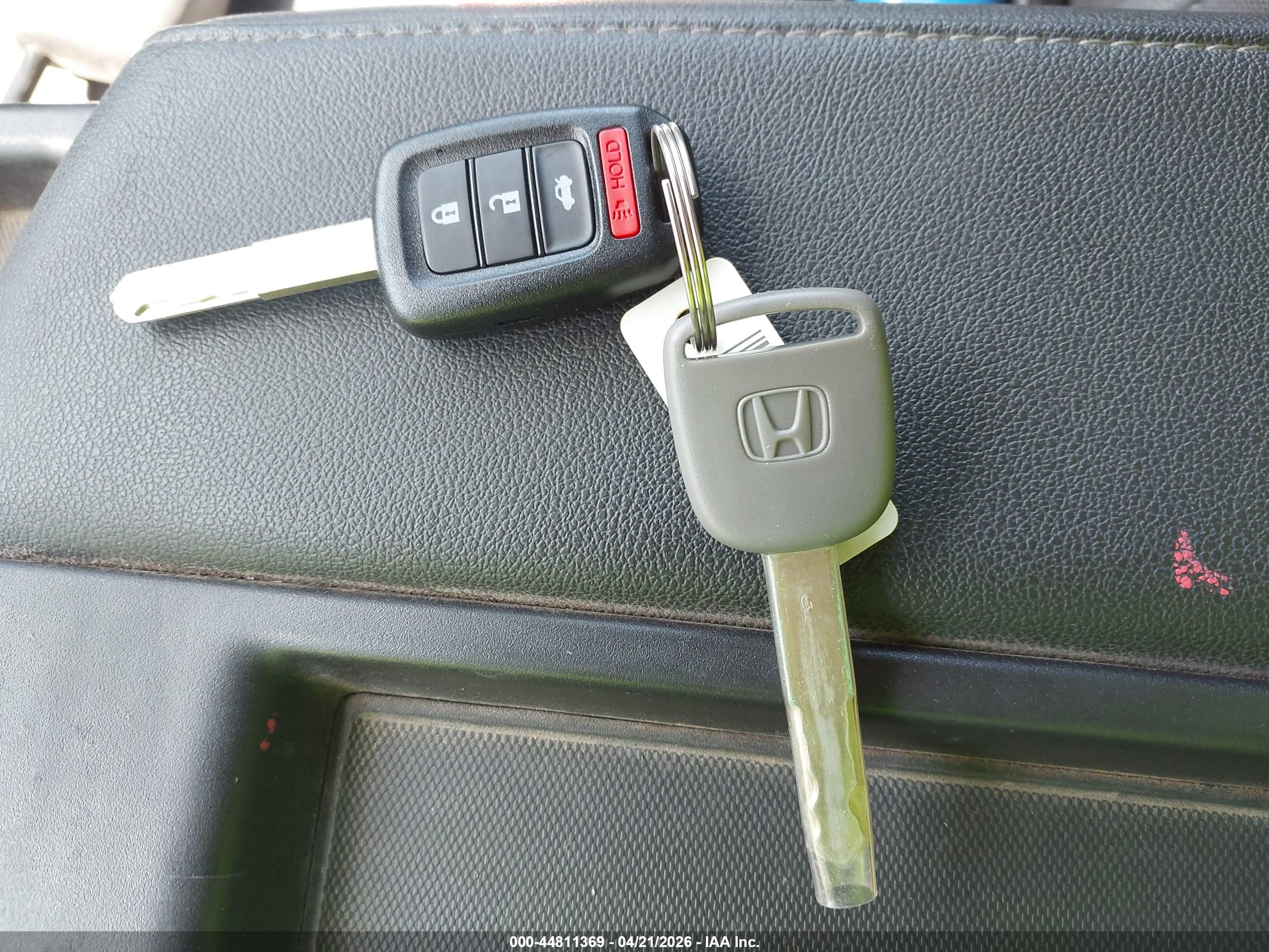 HONDA ACCORD image 11