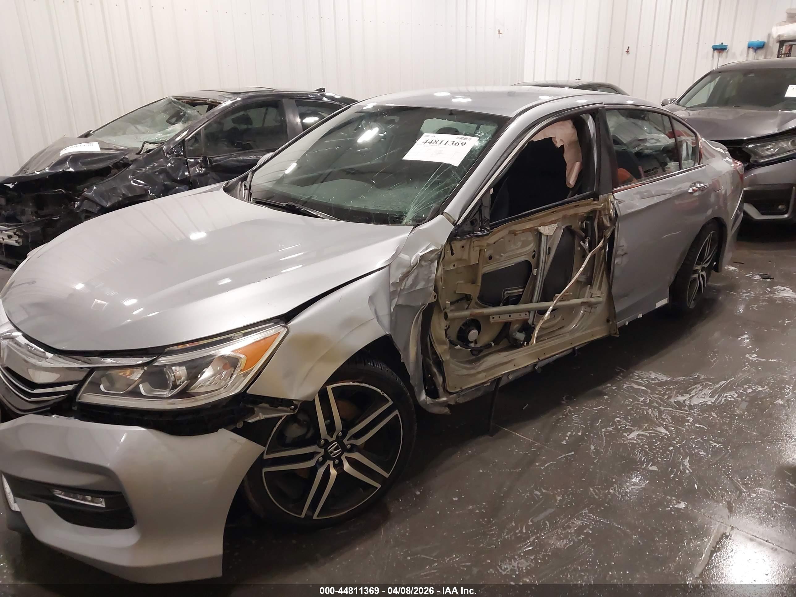 HONDA ACCORD image 6