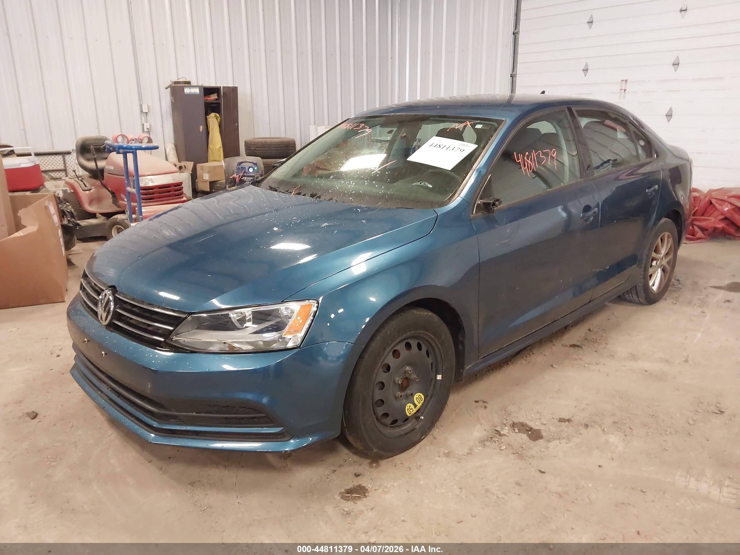 VOLKSWAGEN JETTA image 2