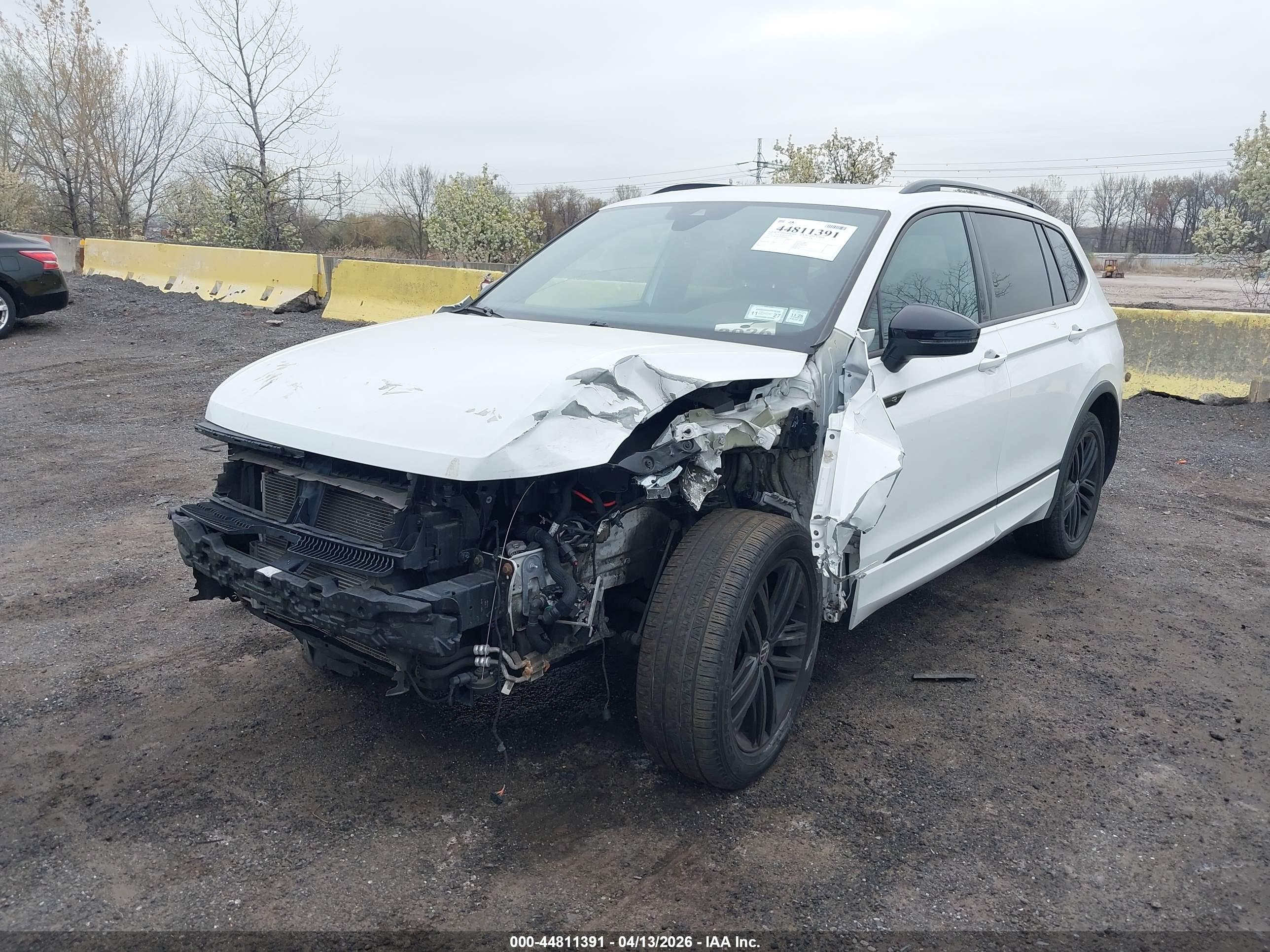VOLKSWAGEN TIGUAN image 6