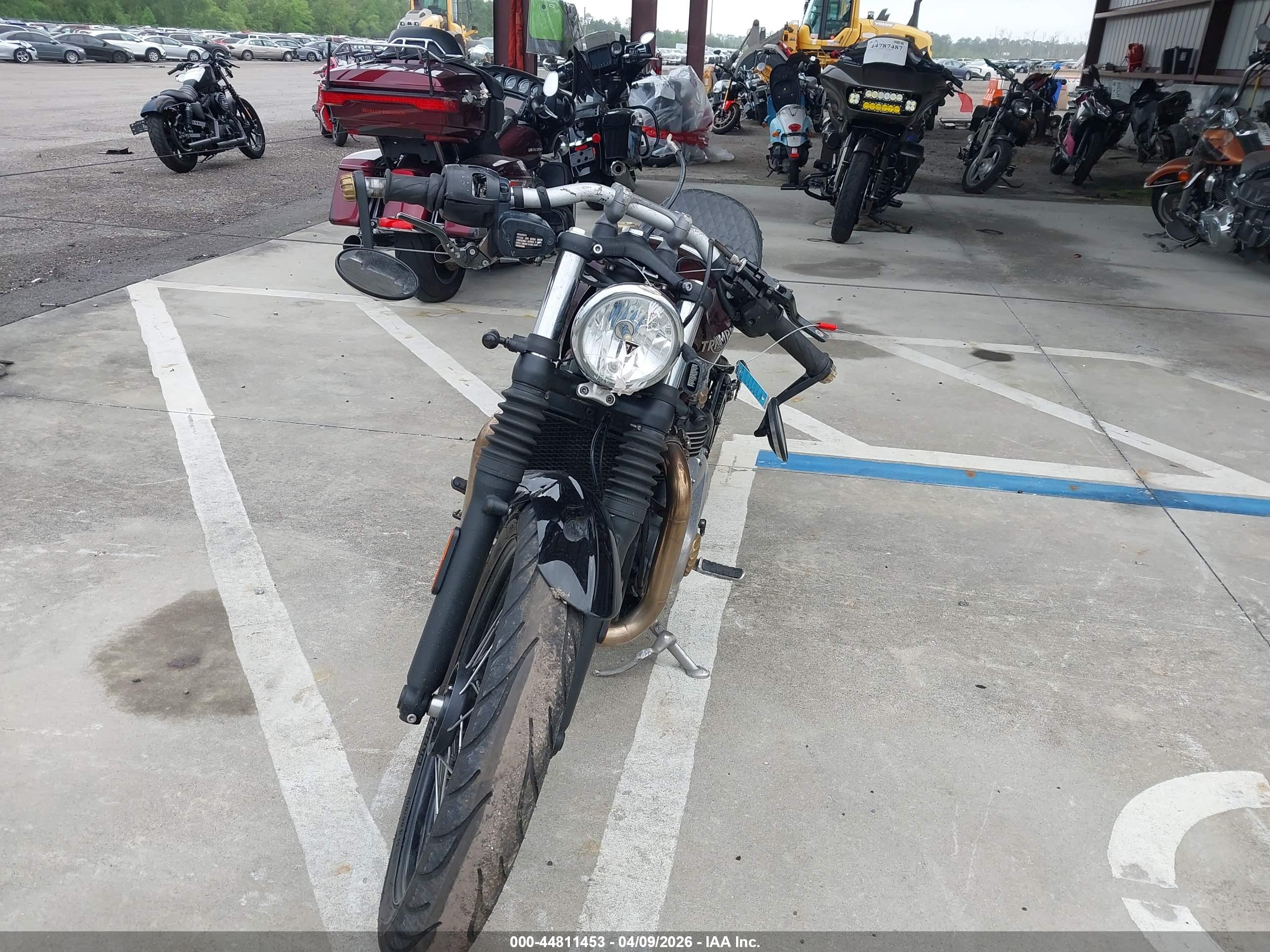 TRIUMPH MOTORCYCLE image 5