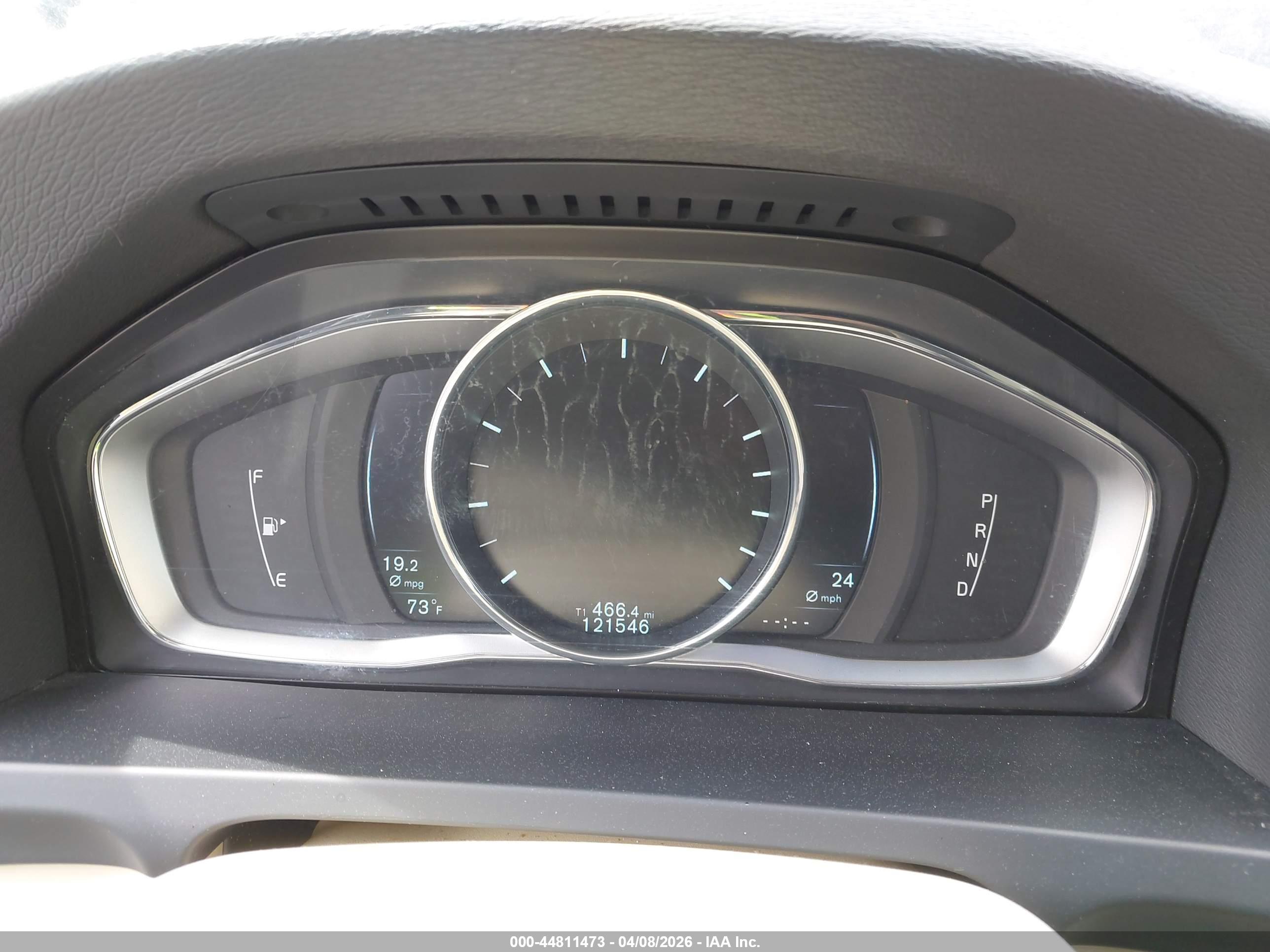VOLVO S60 image 7
