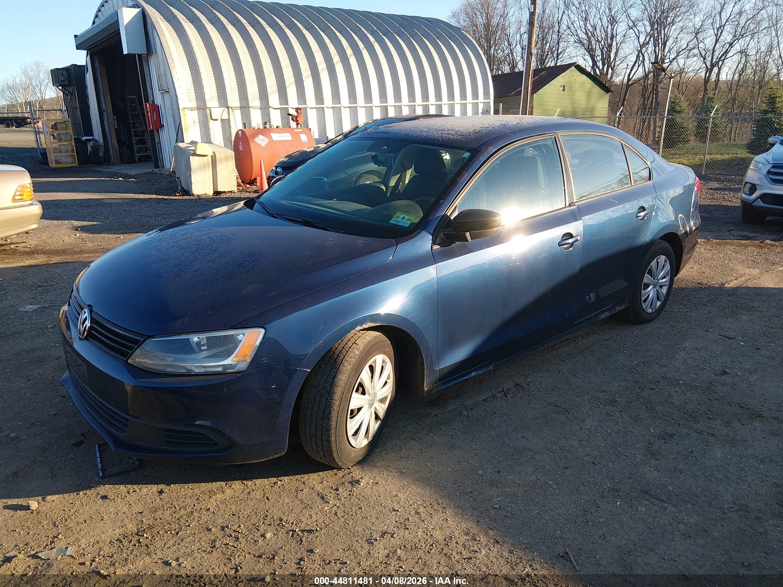 VOLKSWAGEN JETTA image 2