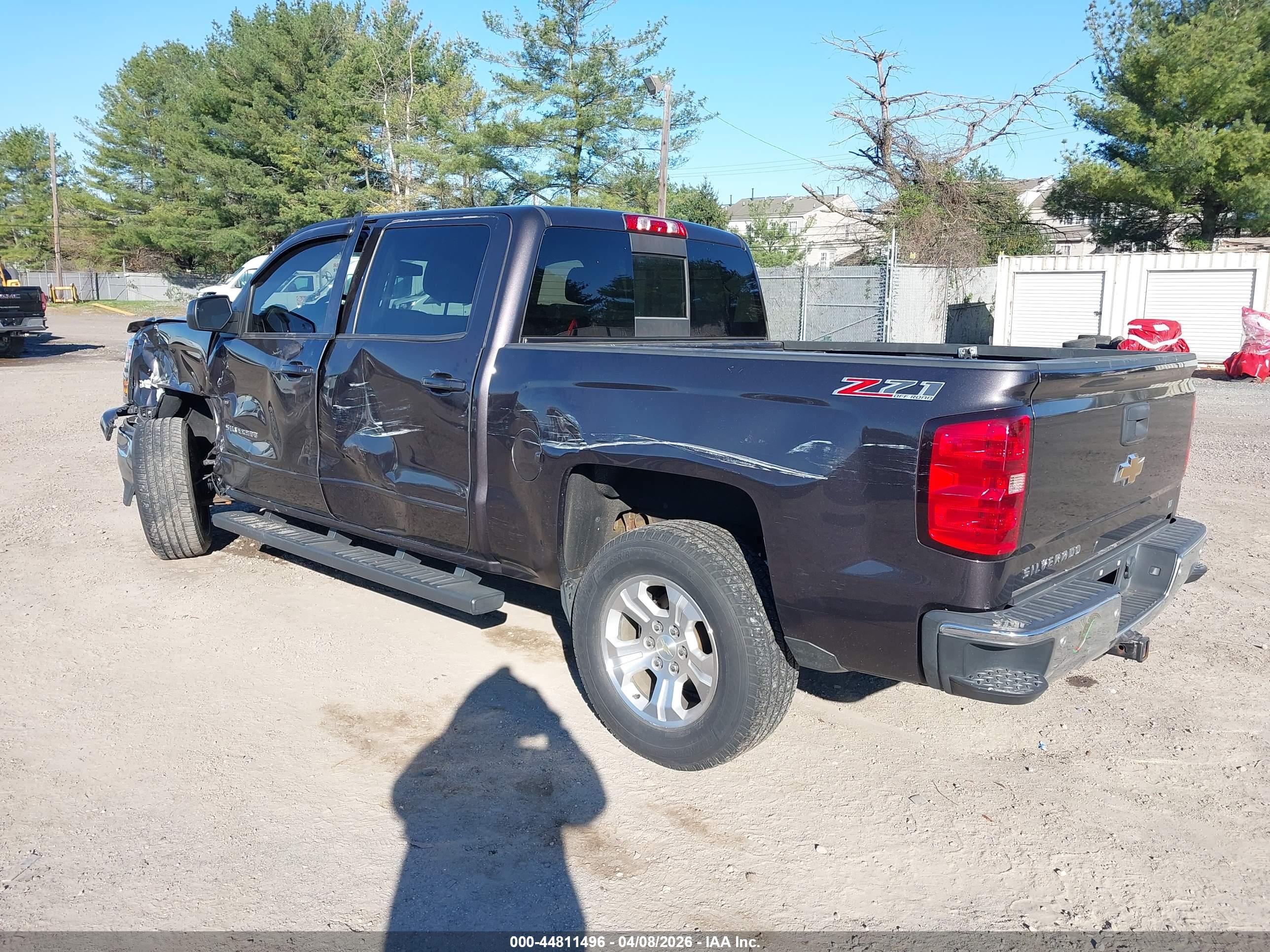 CHEVROLET SILVERADO image 3