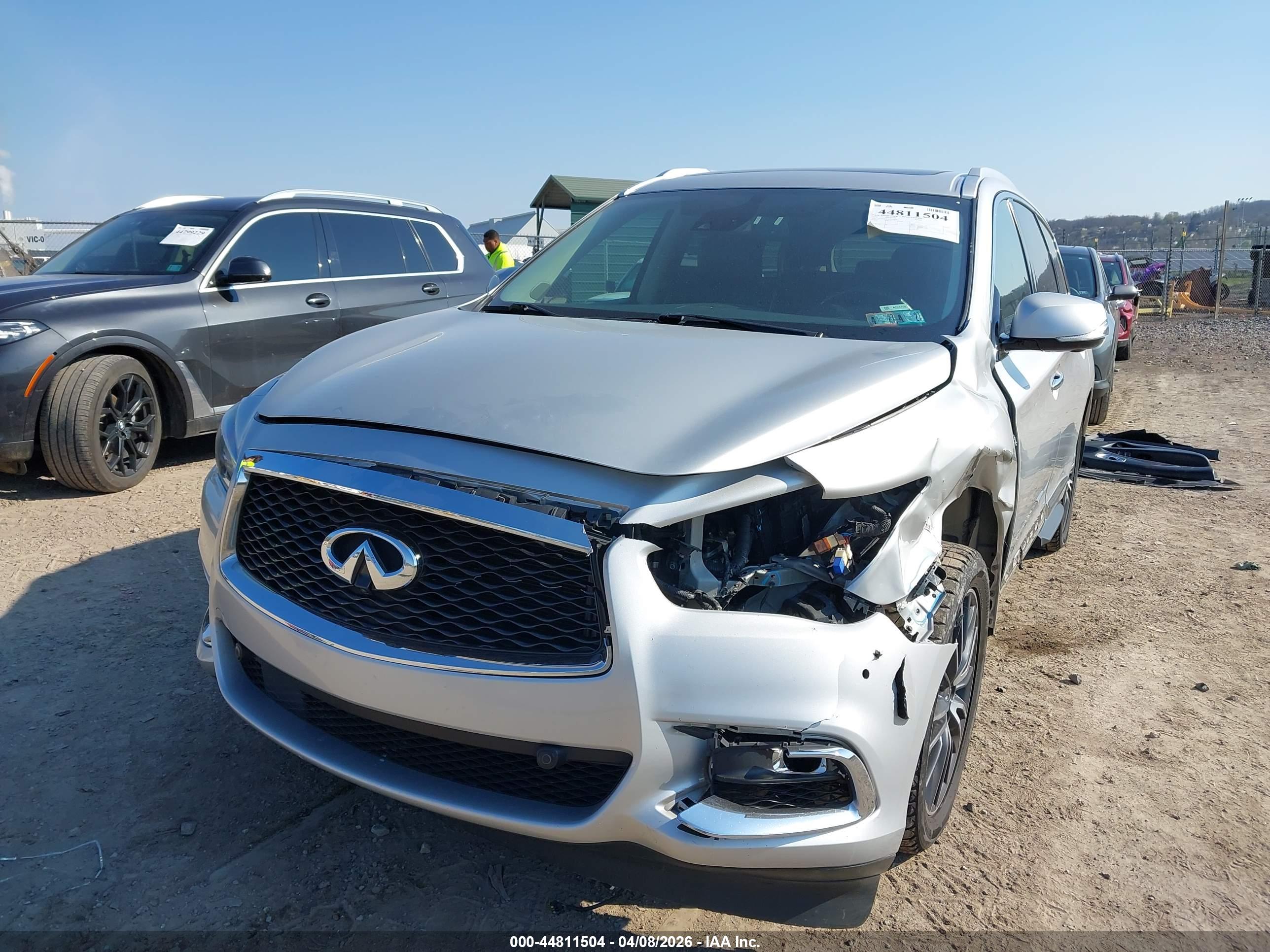 INFINITI QX60 image 6
