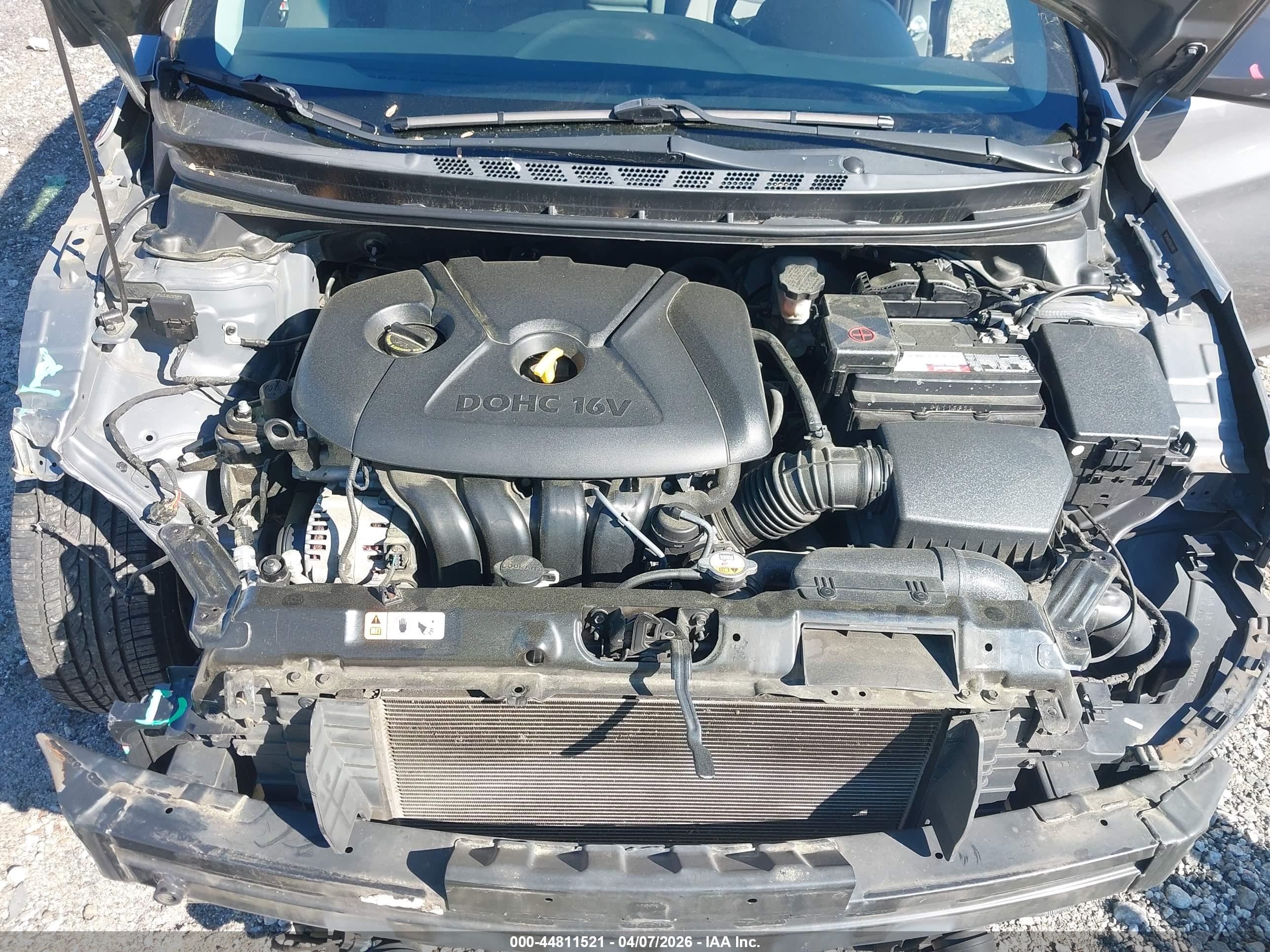 HYUNDAI ELANTRA image 10