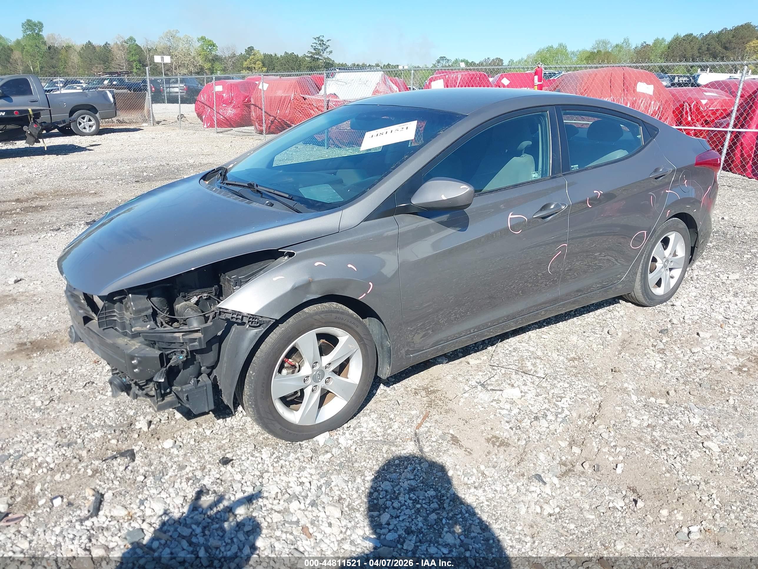 HYUNDAI ELANTRA image 2