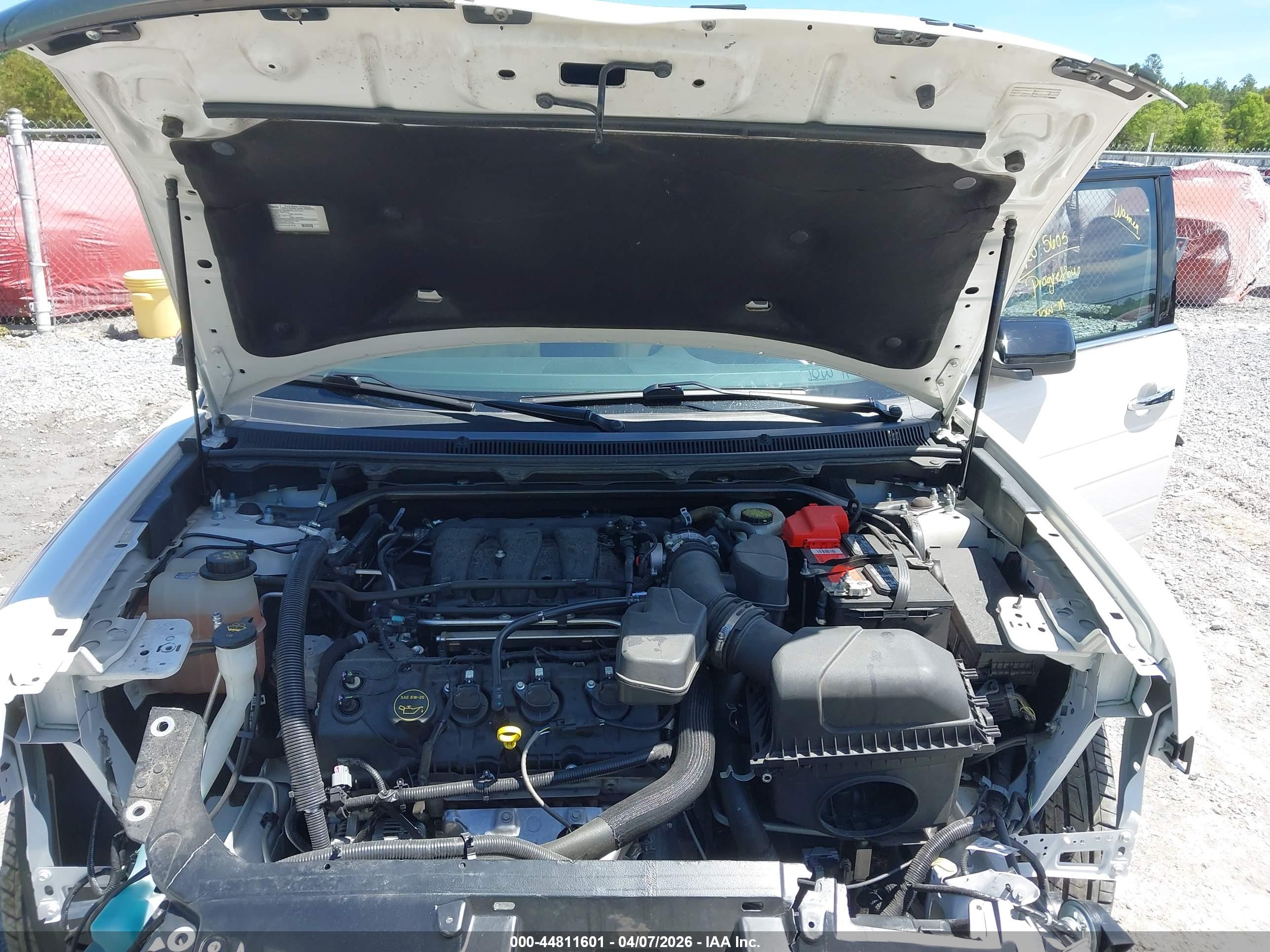 FORD FLEX image 10