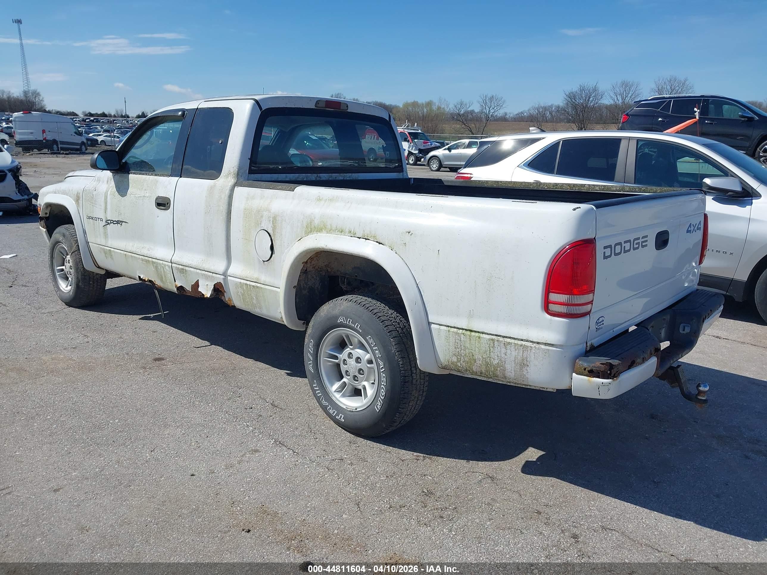 DODGE DAKOTA image 3