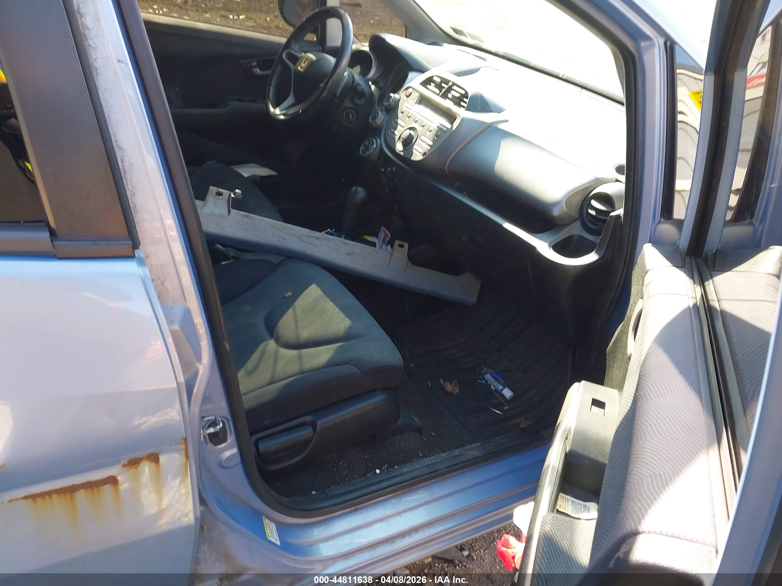 HONDA FIT image 5
