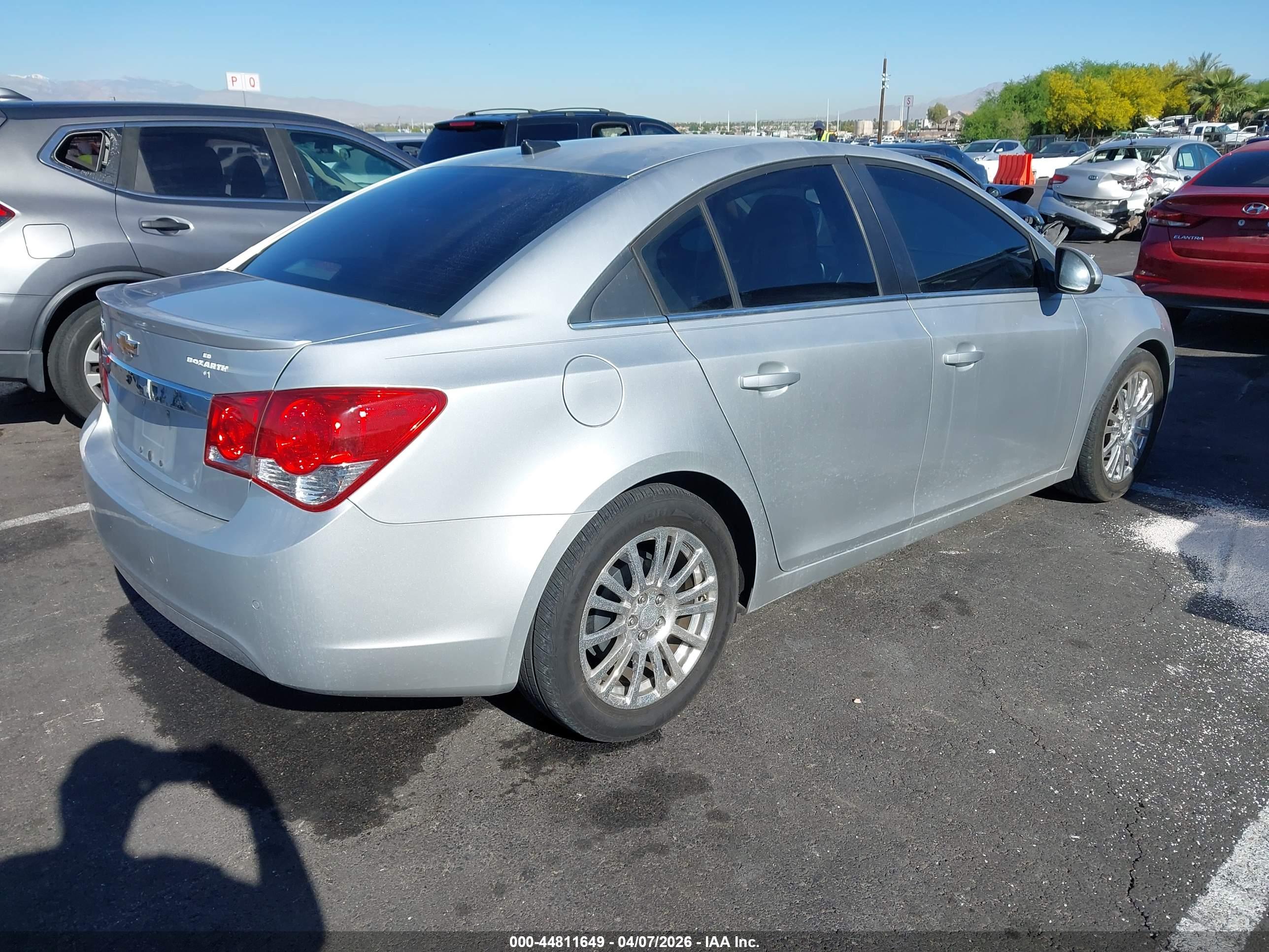 CHEVROLET CRUZE image 4