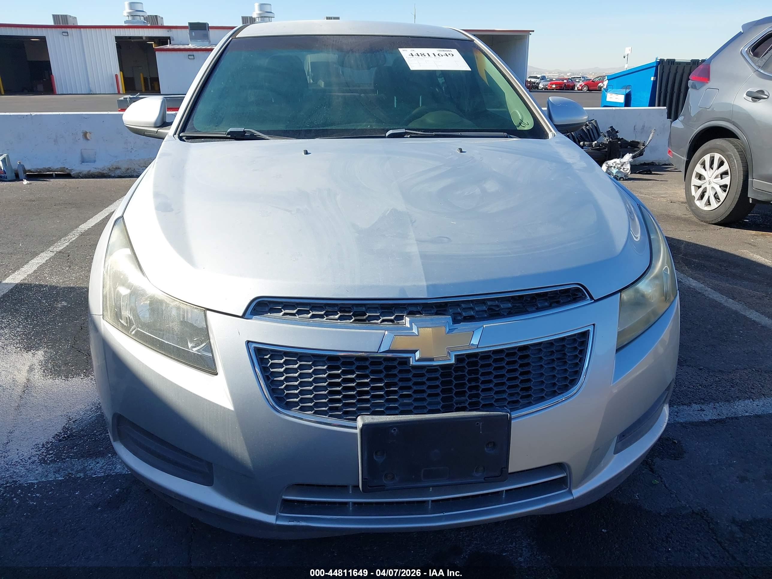 CHEVROLET CRUZE image 6