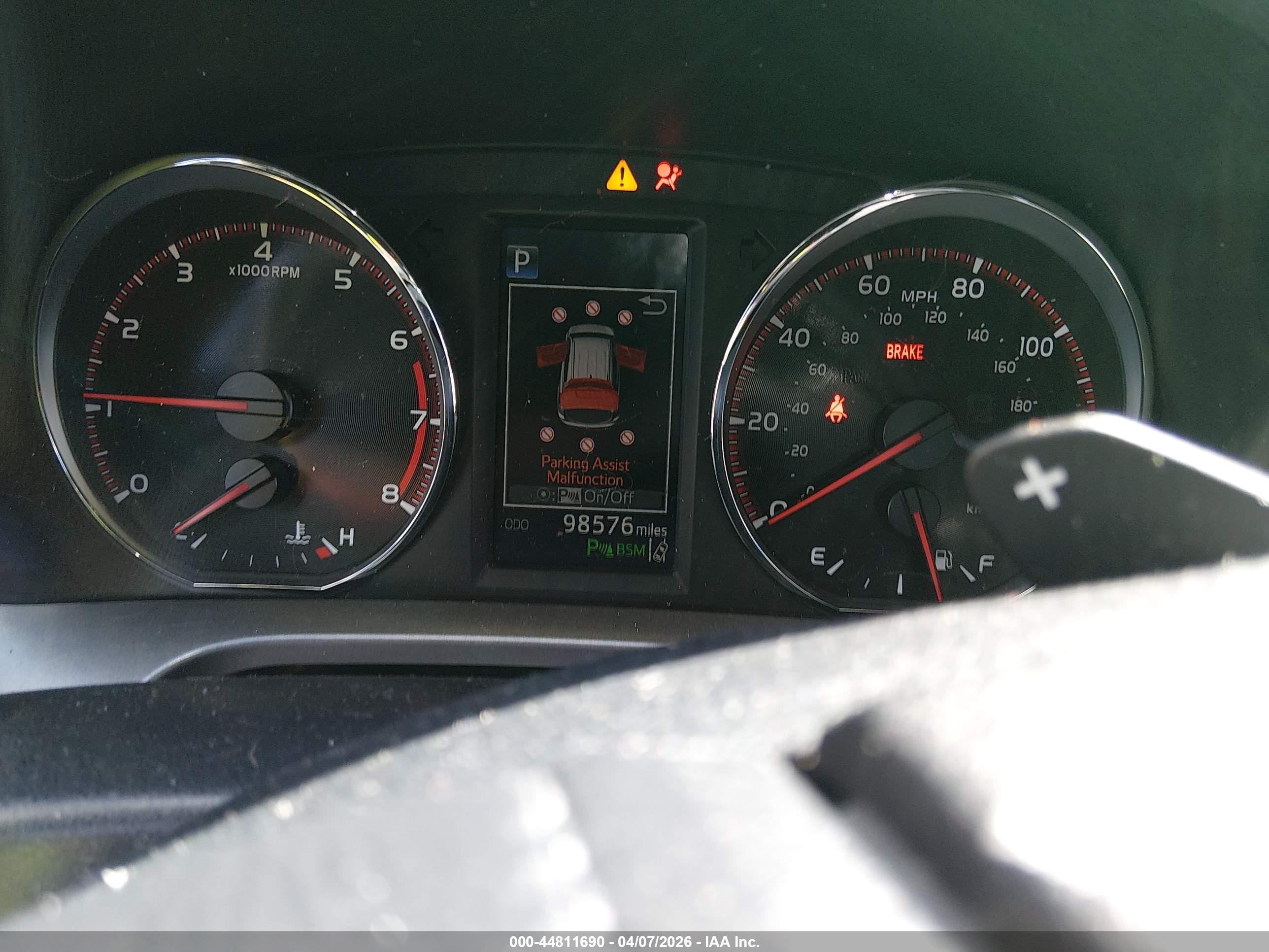 TOYOTA RAV4 image 7