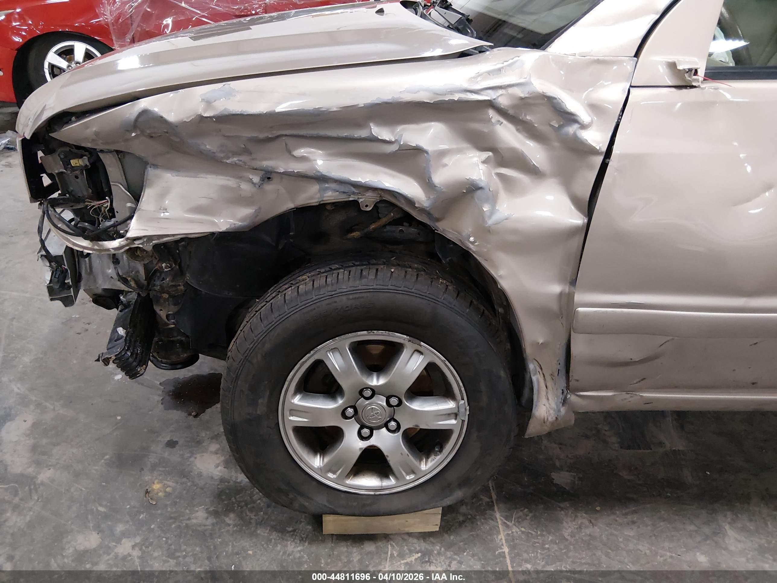 TOYOTA HIGHLANDER image 6
