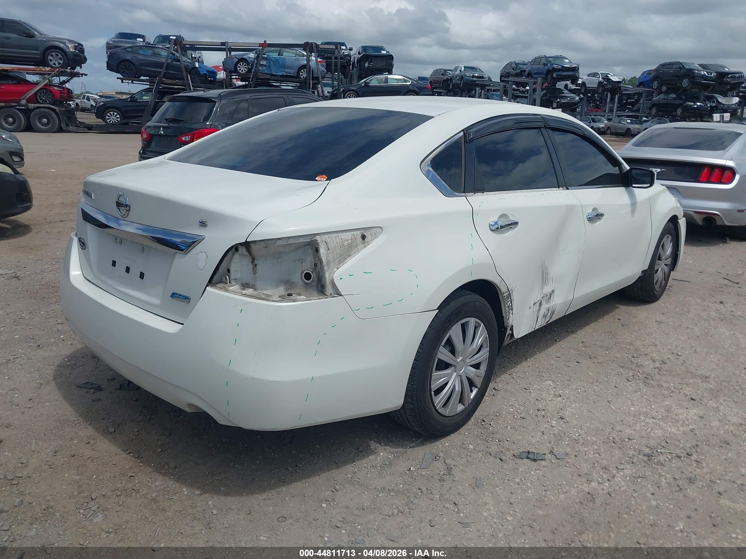 NISSAN ALTIMA image 4