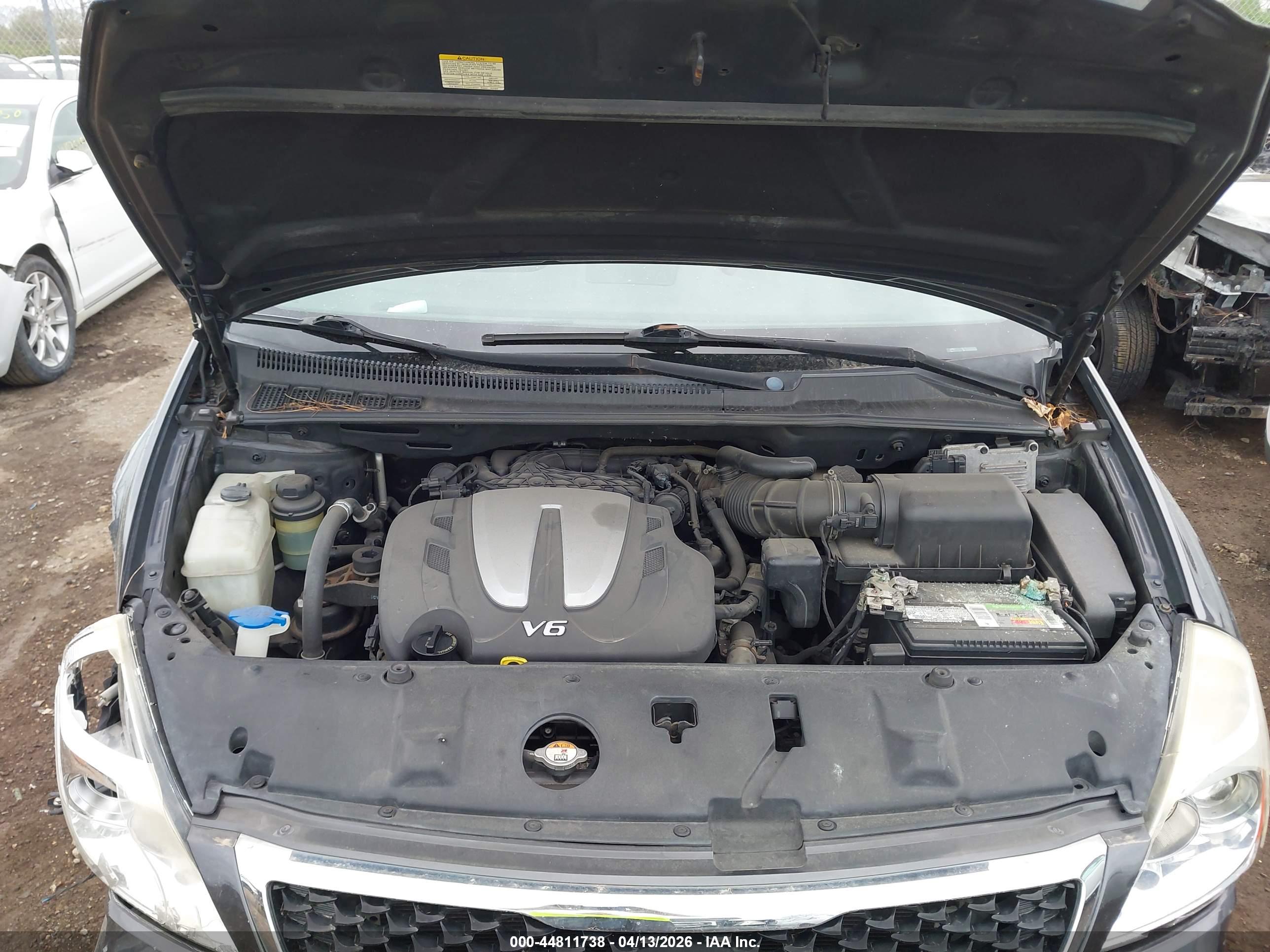 KIA SEDONA image 10