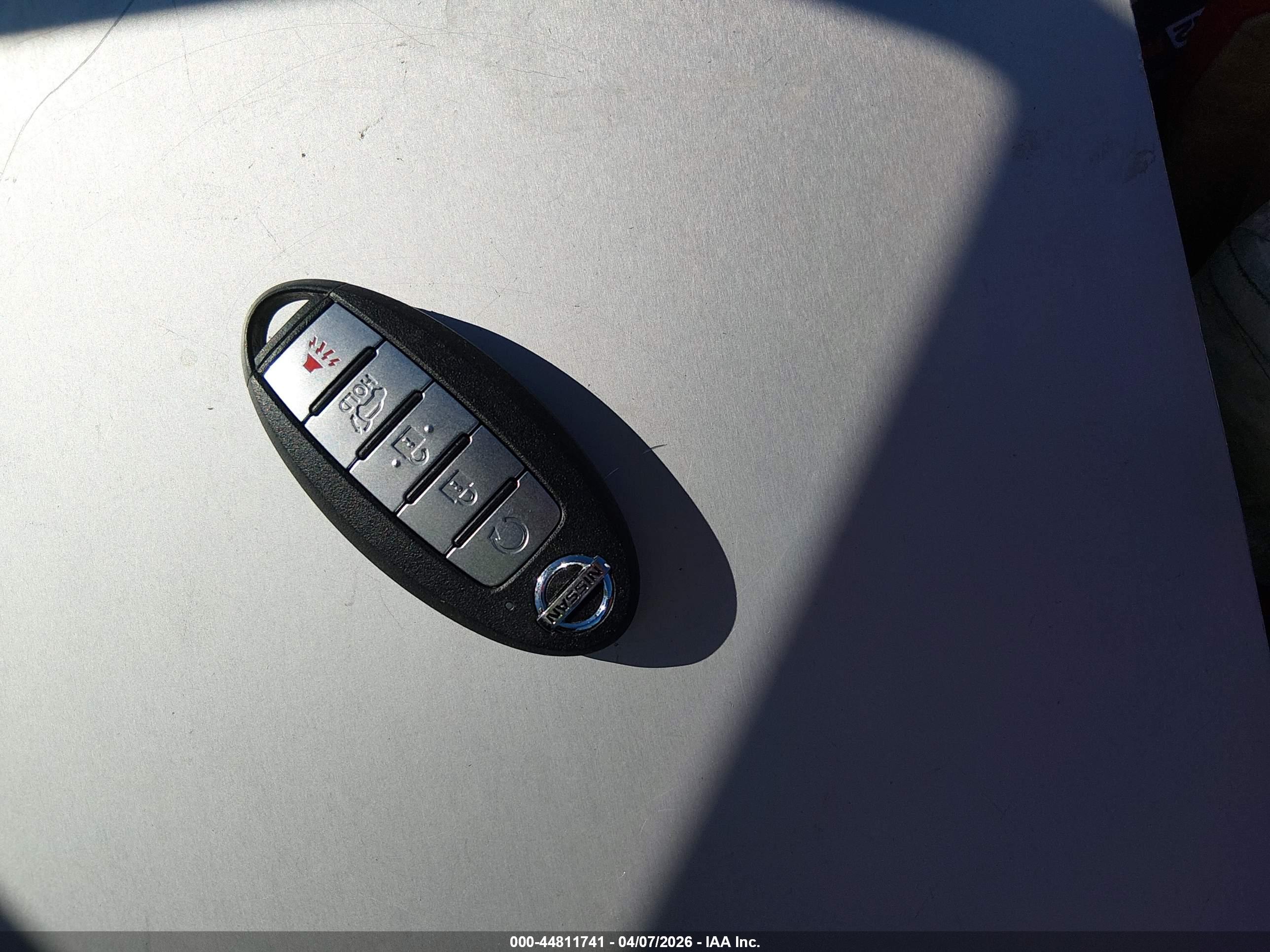 NISSAN ROGUE image 11