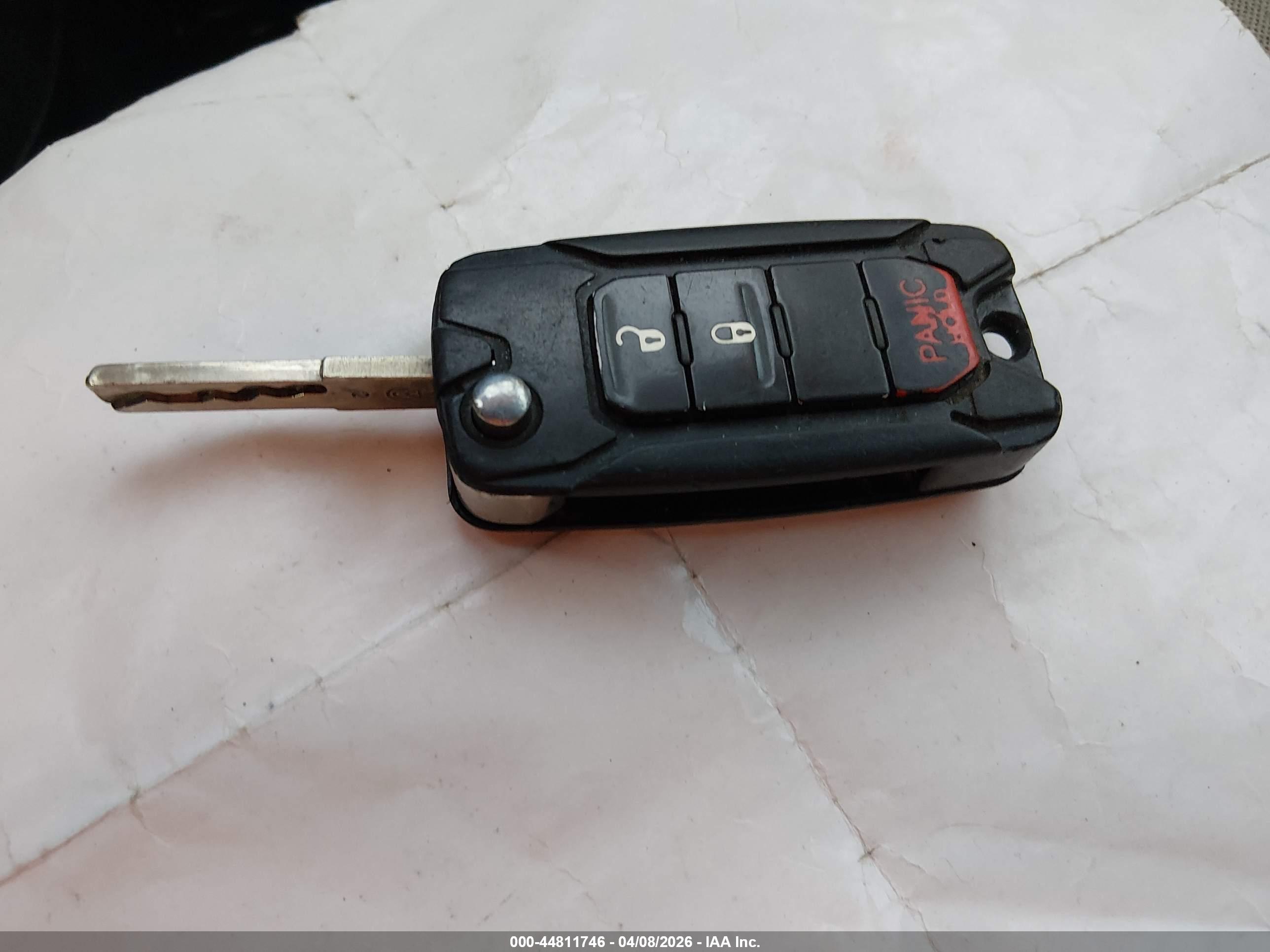 JEEP RENEGADE image 11