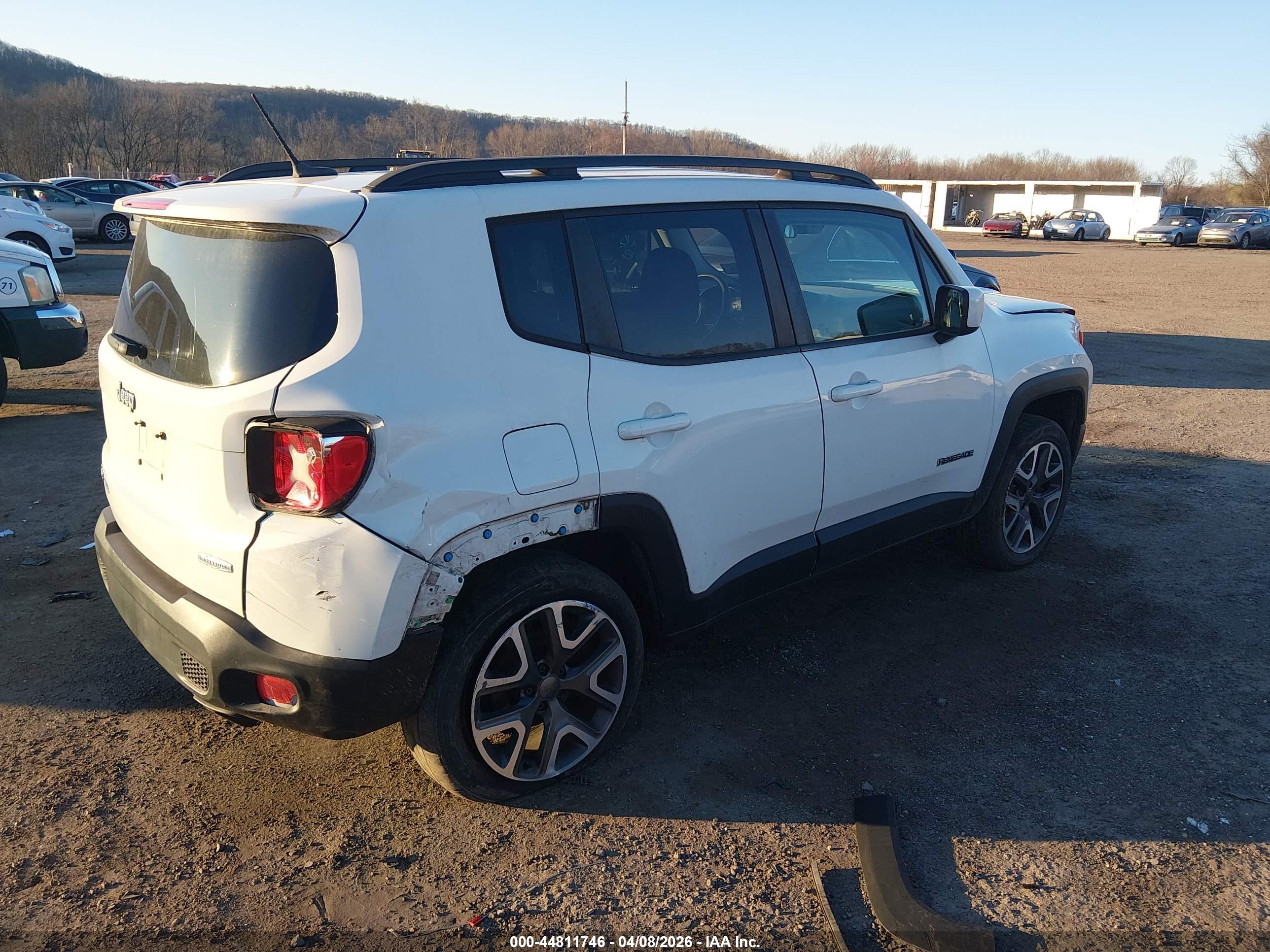 JEEP RENEGADE image 4