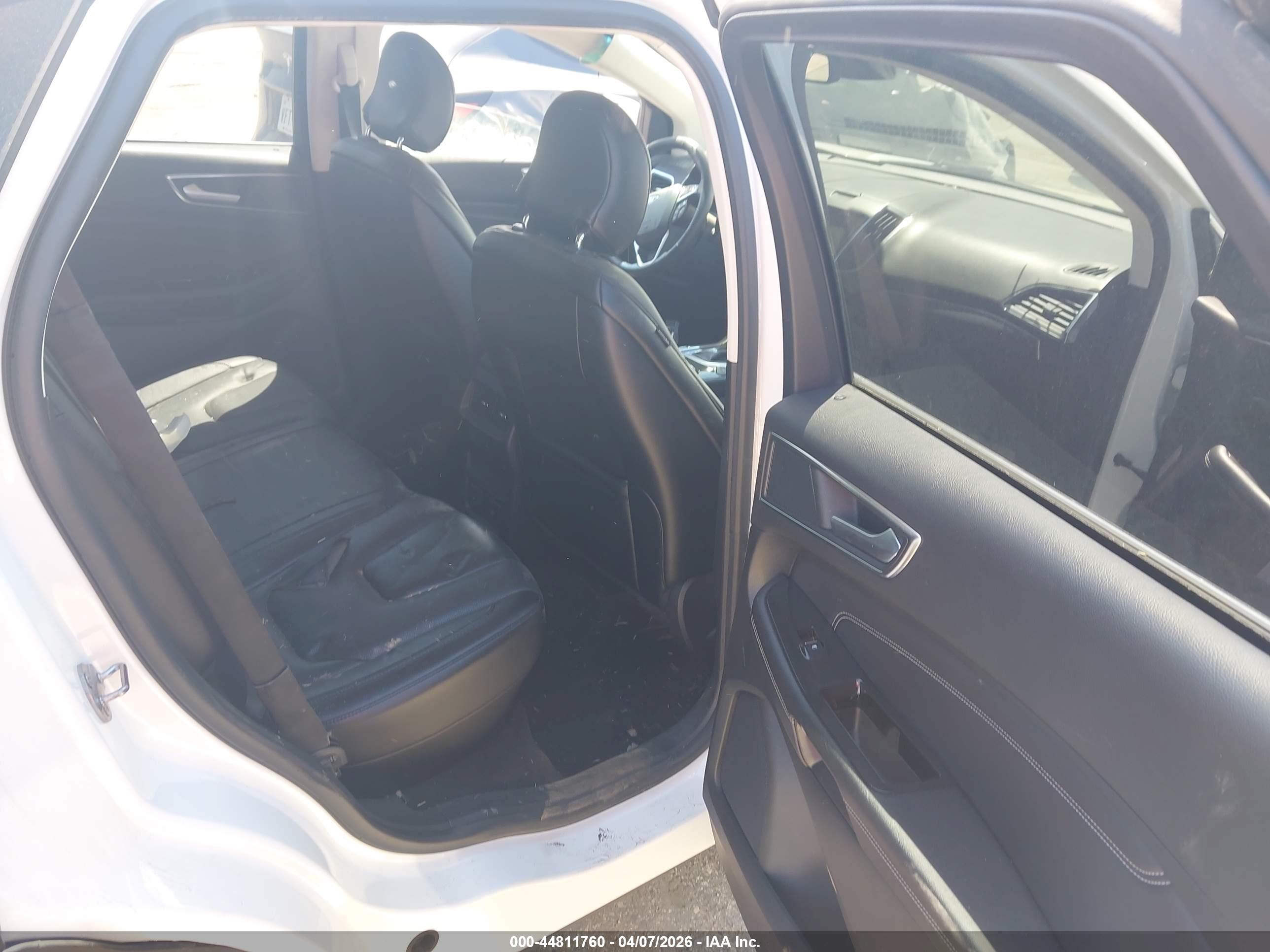 FORD EDGE image 8
