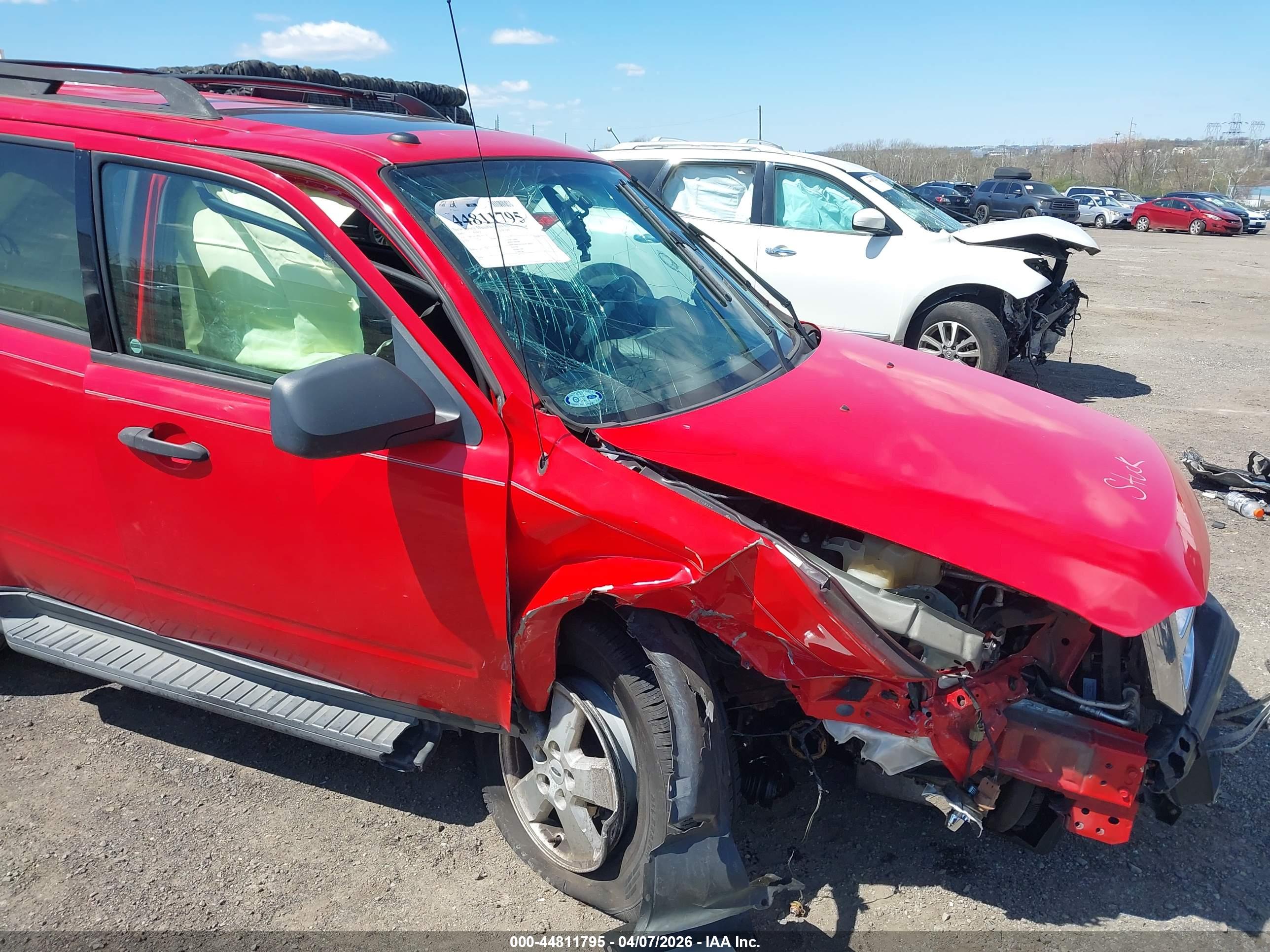 FORD ESCAPE image 6