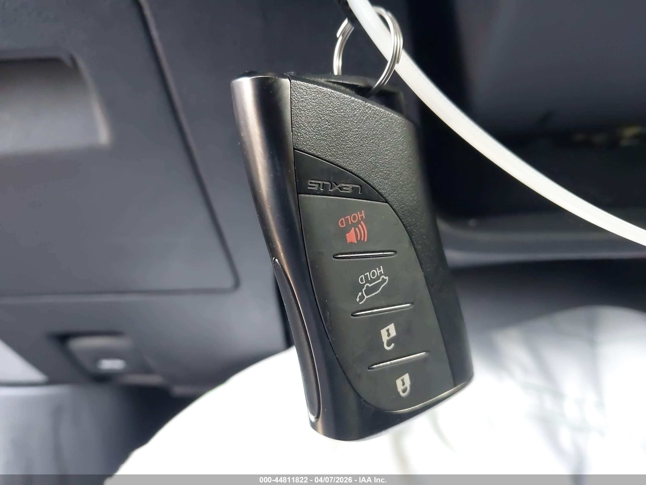 LEXUS RX image 11