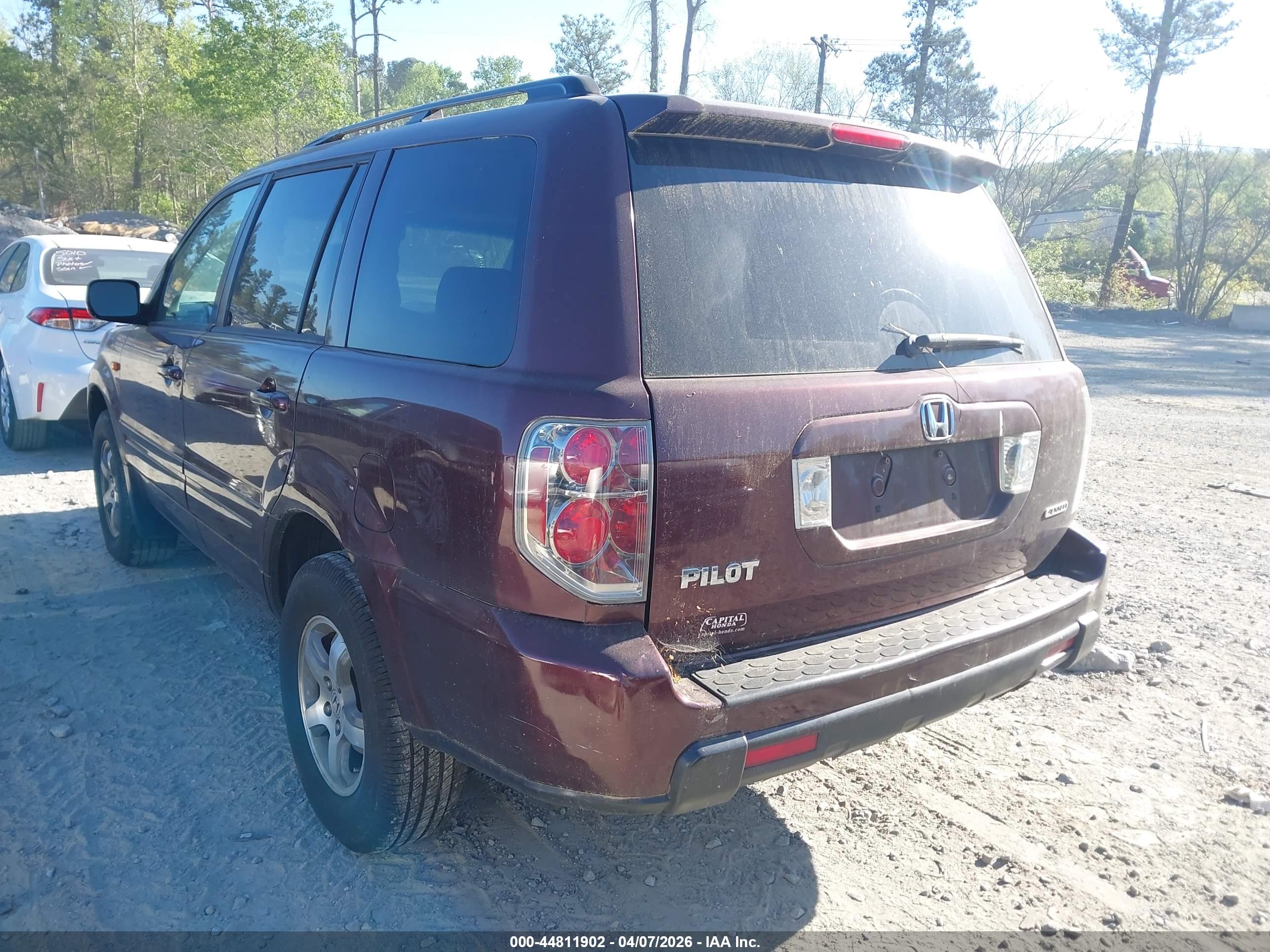 HONDA PILOT image 3